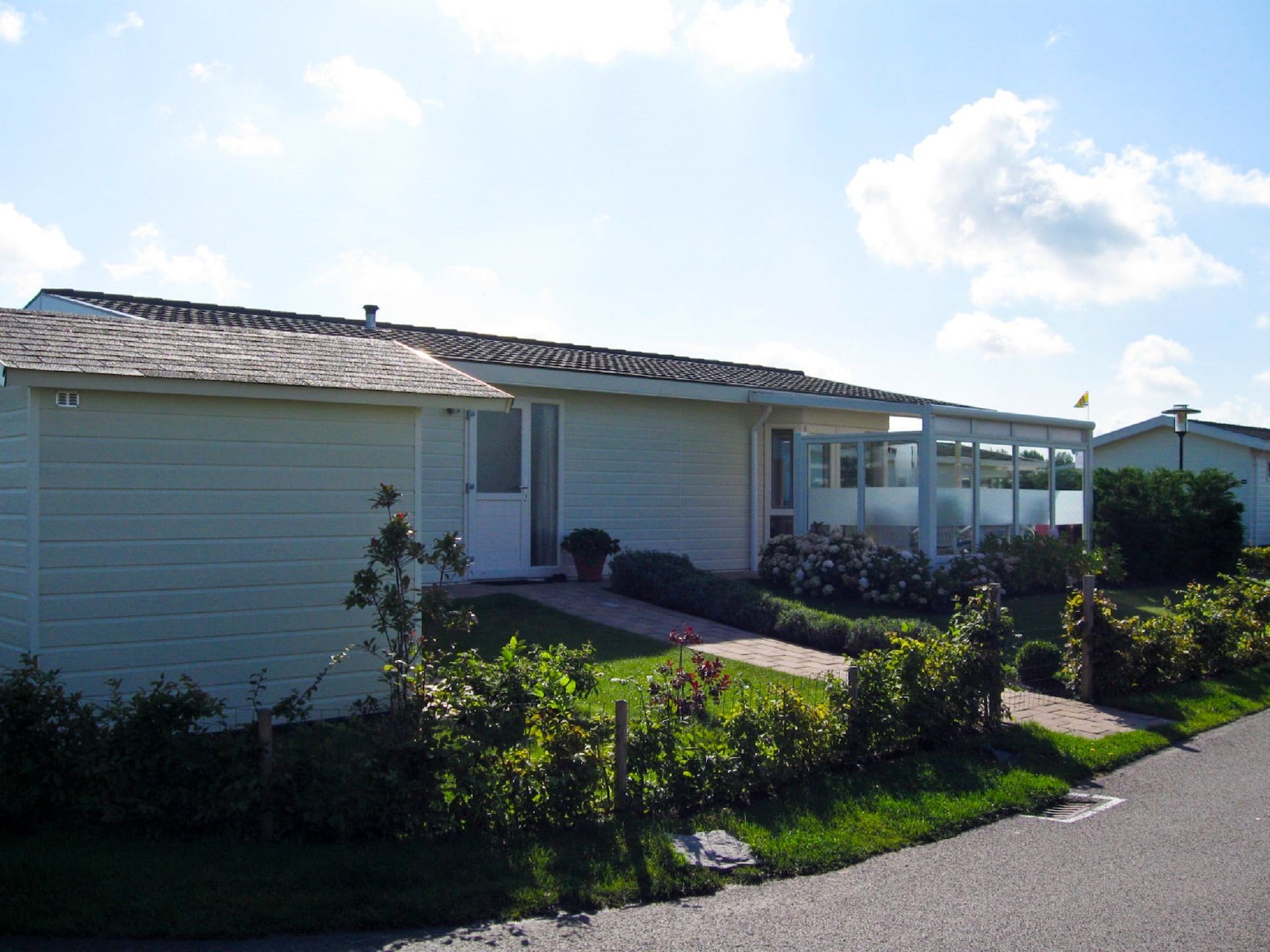 Vrijstaand chalet op 600m van strand in Breskens - foto 6