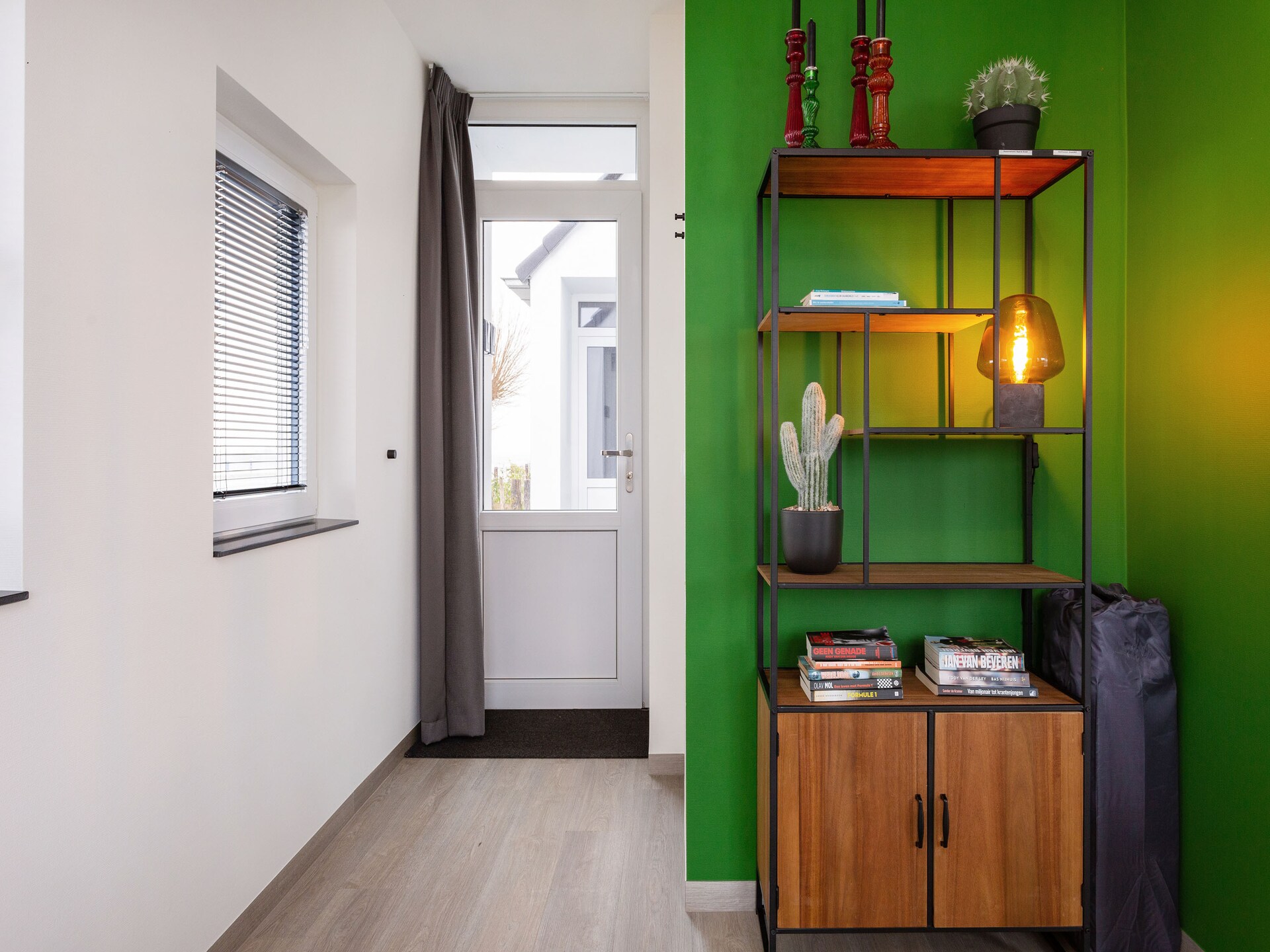 Modern appartement aan het Sneekermeer | Tuin & huisdier welkom - foto 9