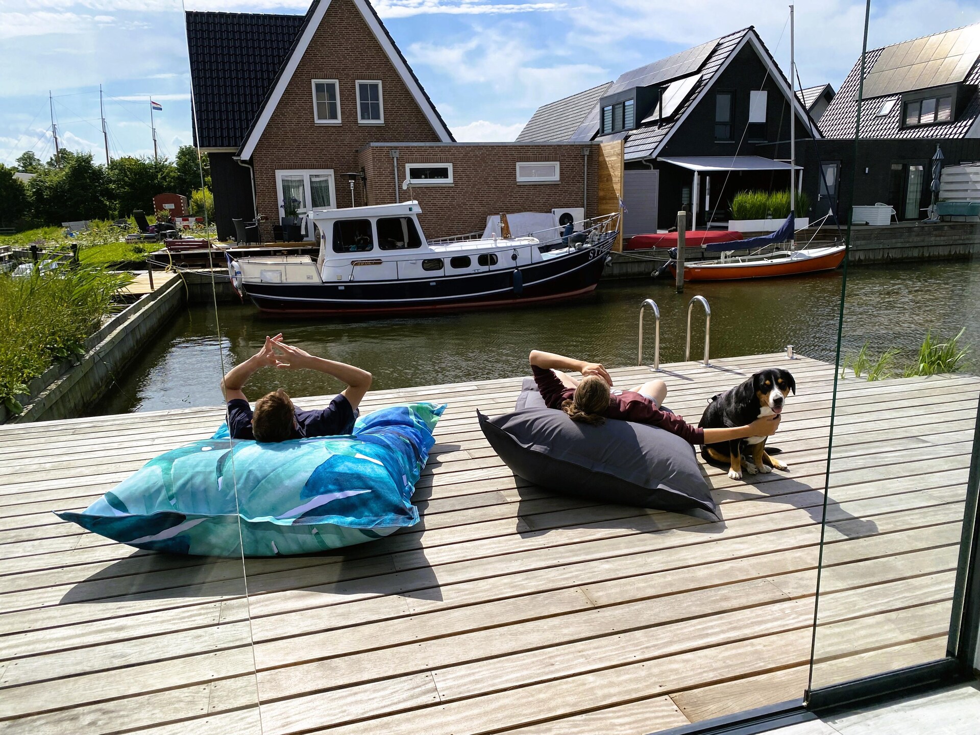 Luxe watervilla met sauna en aanlegsteiger in bosrijk Stavoren - foto 26