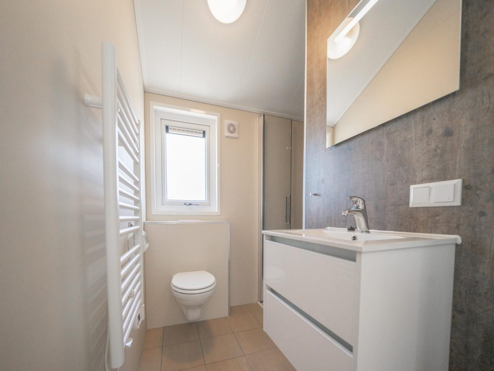 4-persoons chalet aan het meer in Kampen - foto 39