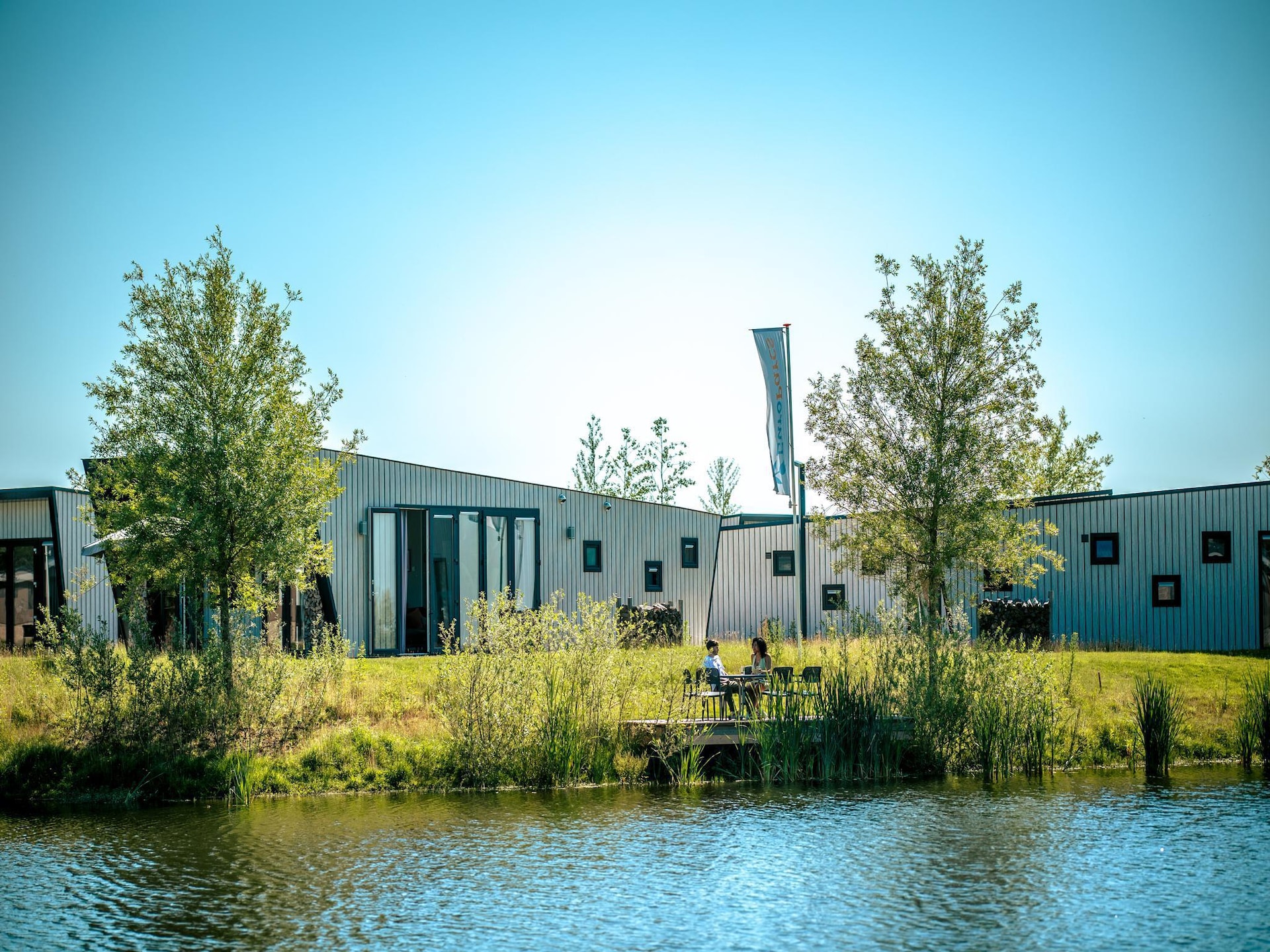 6-persoons chalet direct aan het meer in Kampen - foto 7