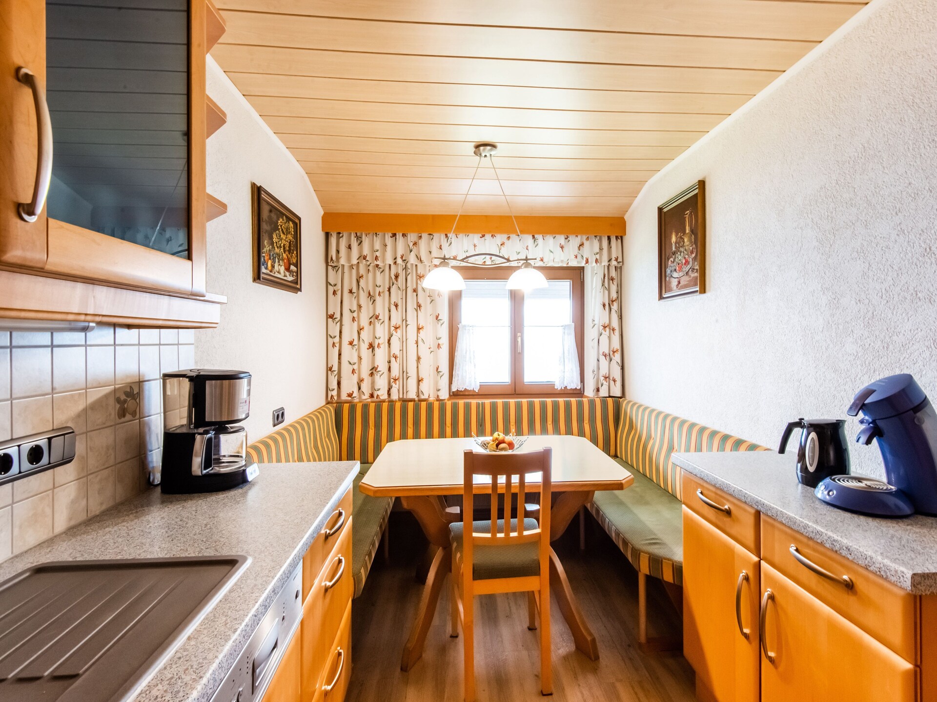 Ruim appartement met 3 slaapkamers voor 8 personen in Hart, Tirol - foto 11