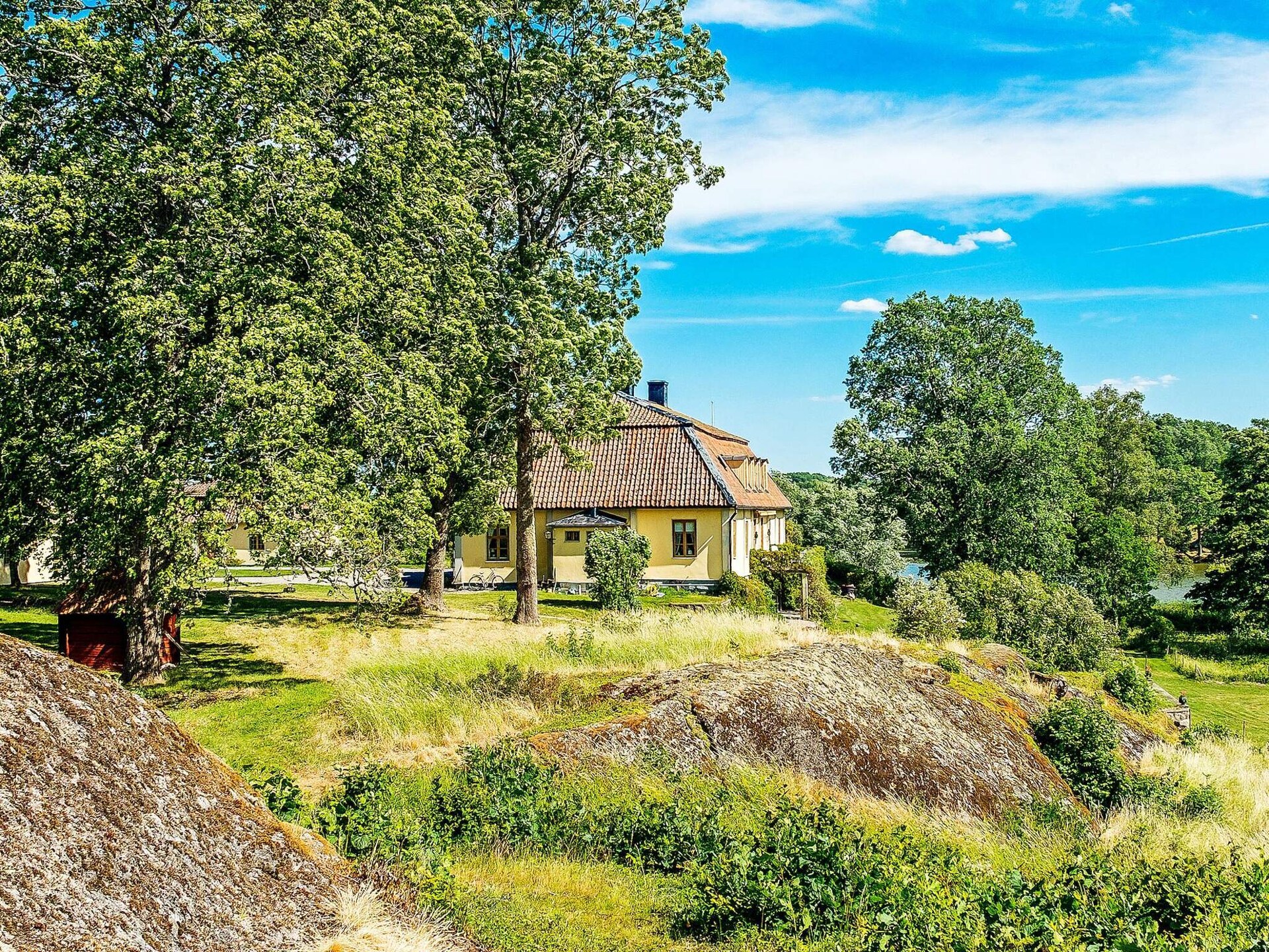 Historisch bakhuis aan het Båvenmeer in Sörmland - foto 18