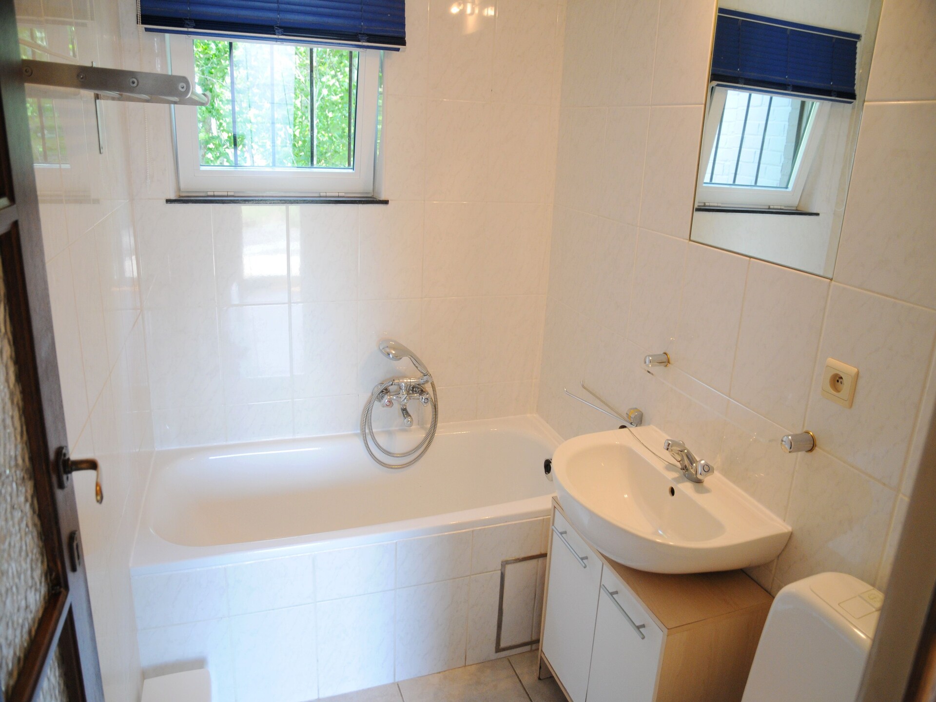 Gelijkvloers vakantiehuis met hottub in Noiseux - foto 15