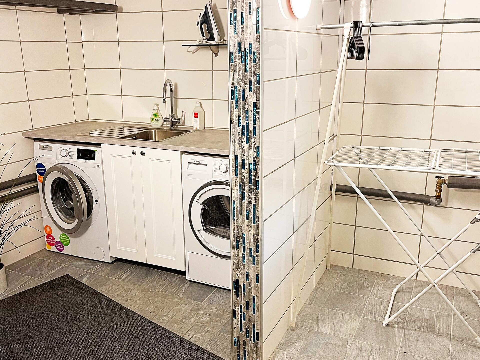 Gerenoveerd vakantiehuis bij Govik – zeezicht, whirlpool en golf op 100m - foto 15