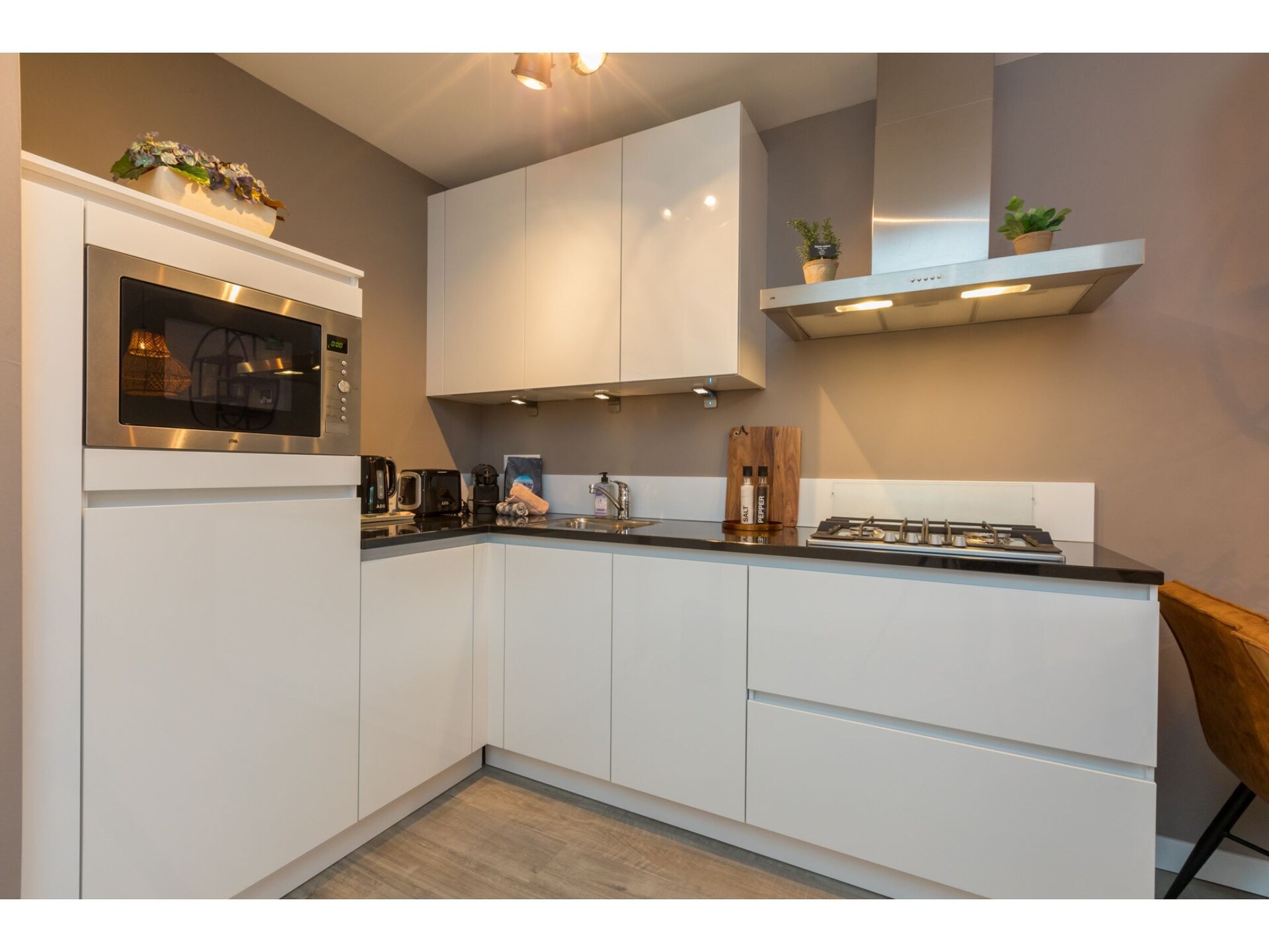 Strandappartement met twee balkons op loopafstand van zee in Zoutelande - foto 5
