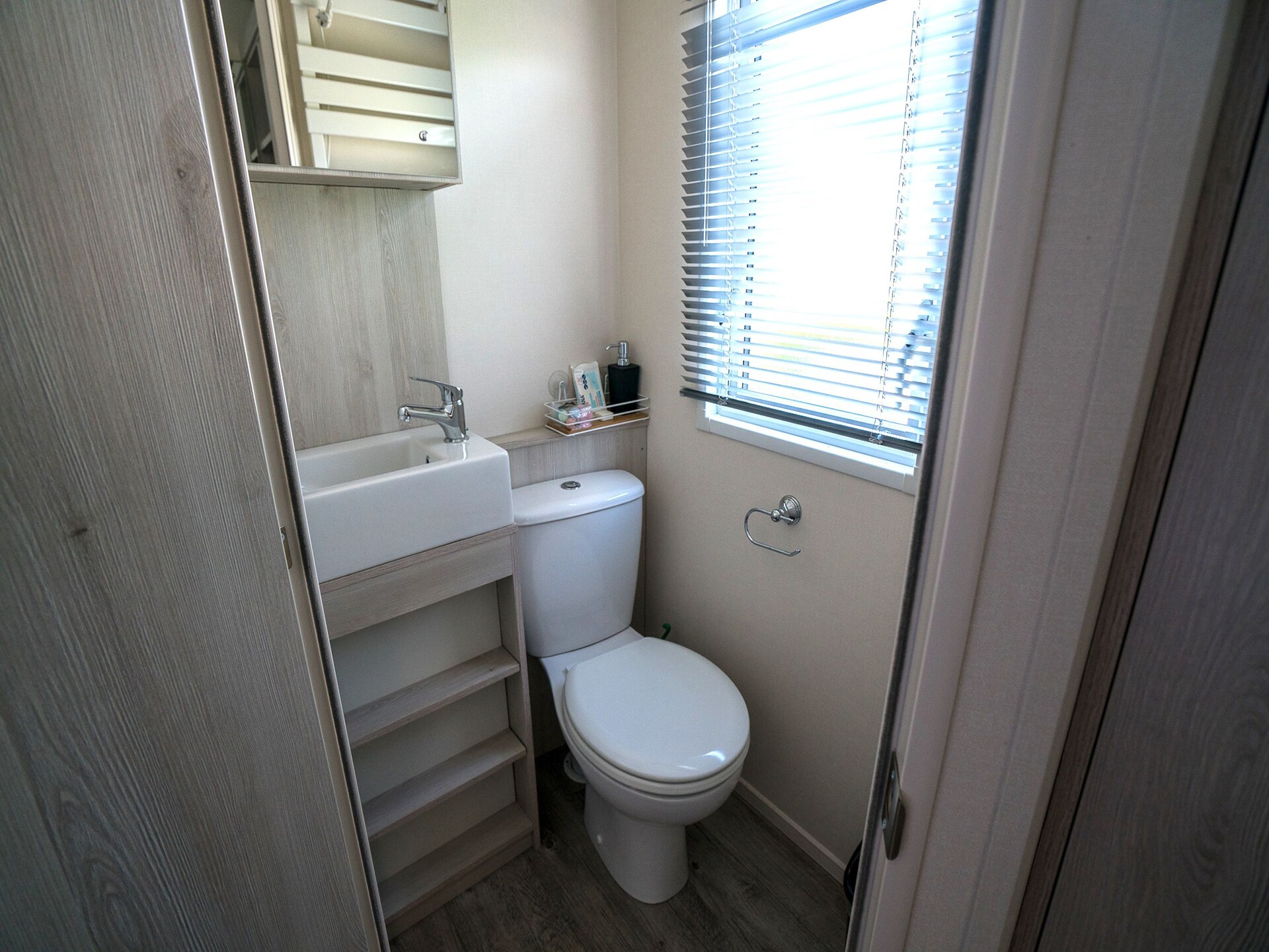 Good Moments: sfeervol chalet in Oostkapelle, 1,5 km van het strand - foto 22