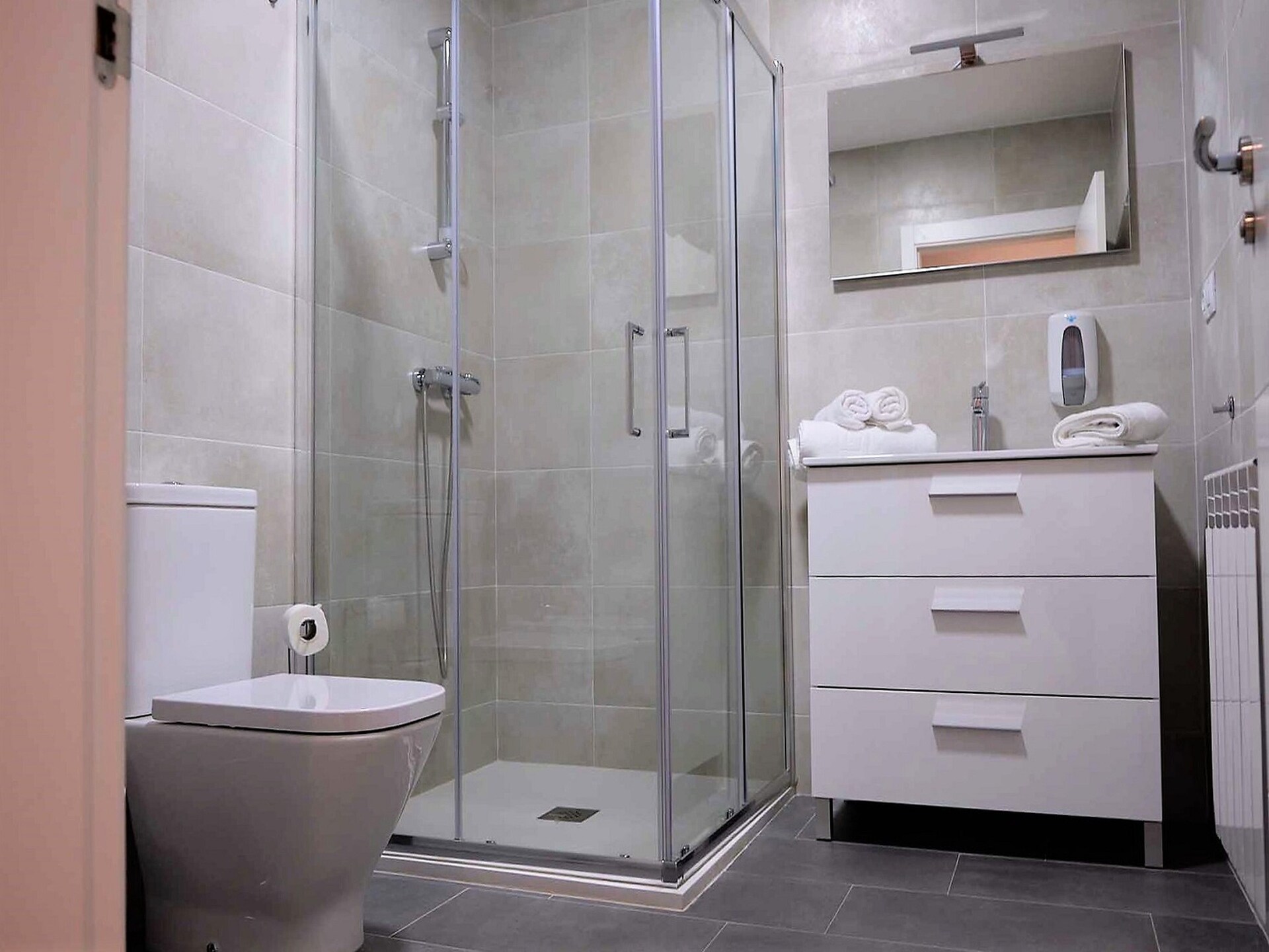 Licht appartement Villa Trabazos Abellas in het centrum van Ourense · 2 slk - foto 27