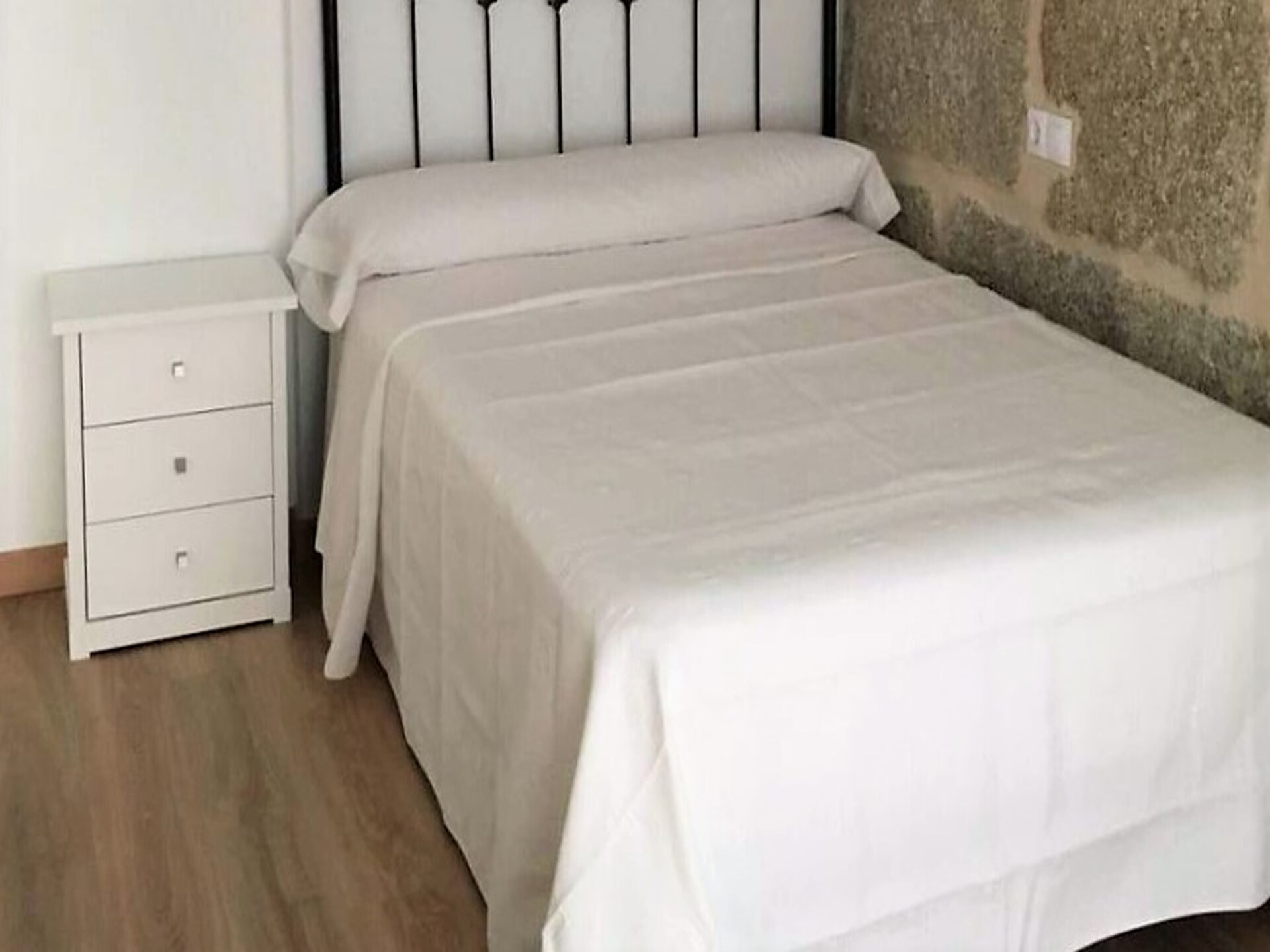 Licht appartement Villa Trabazos Abellas in het centrum van Ourense · 6 pers. - foto 19