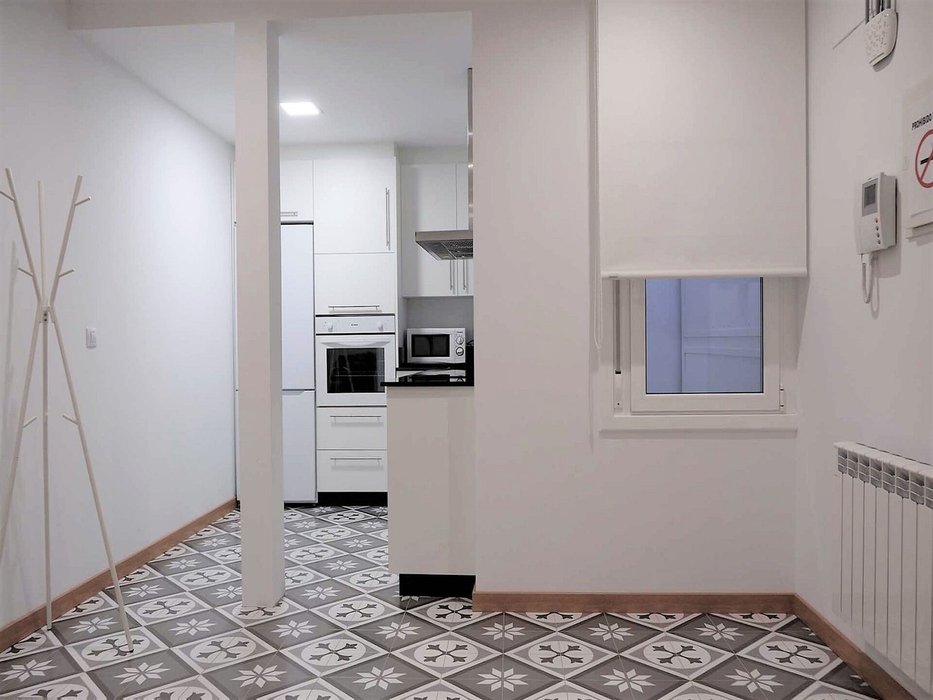 Stijlvol appartement in Ourense met panoramisch stadszicht - foto 12