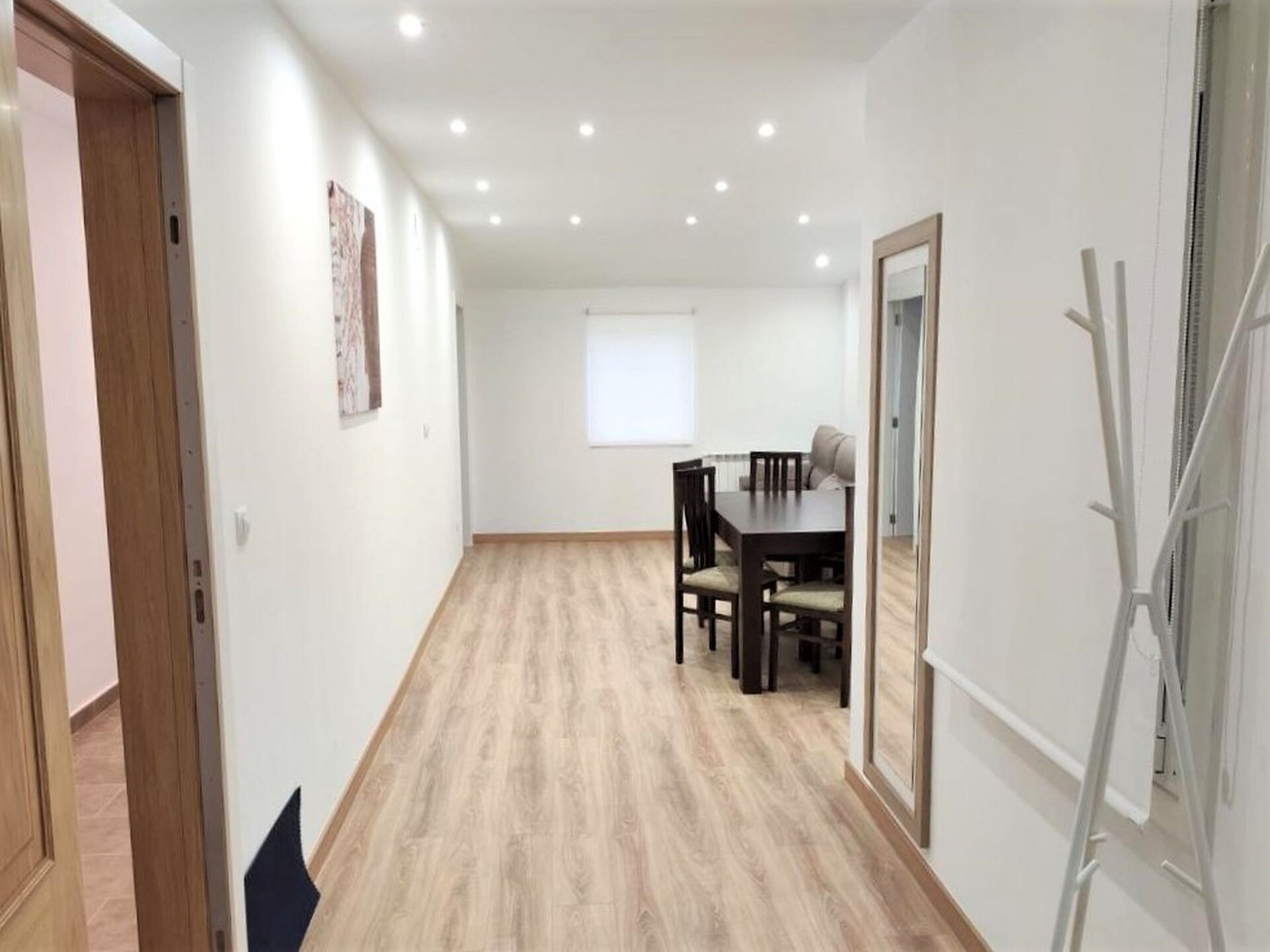 Stijlvol appartement in Ourense met panoramisch stadszicht - foto 11