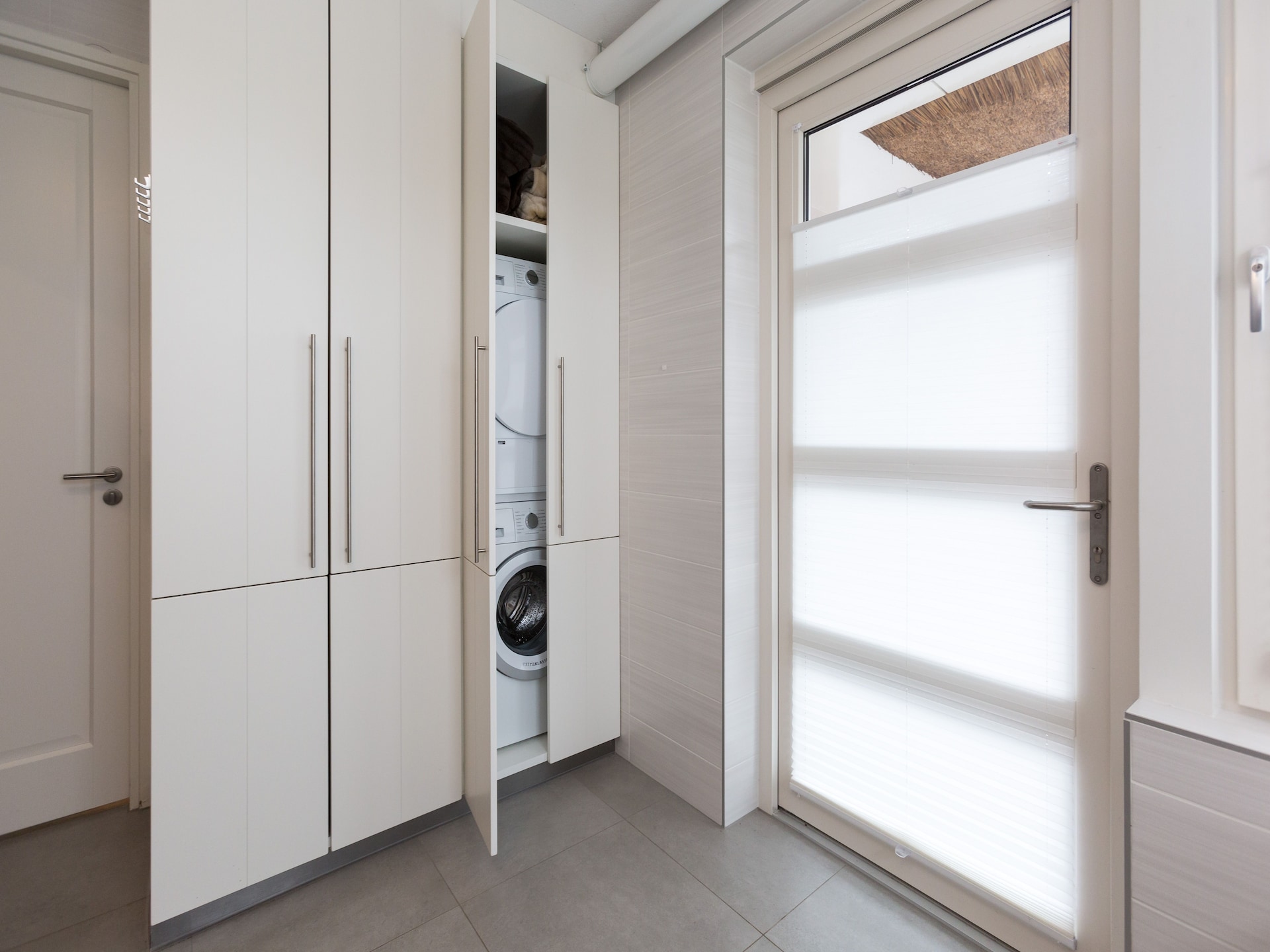 Rietgedekte wellnessvilla voor 12 personen aan de Friese Meren - foto 33