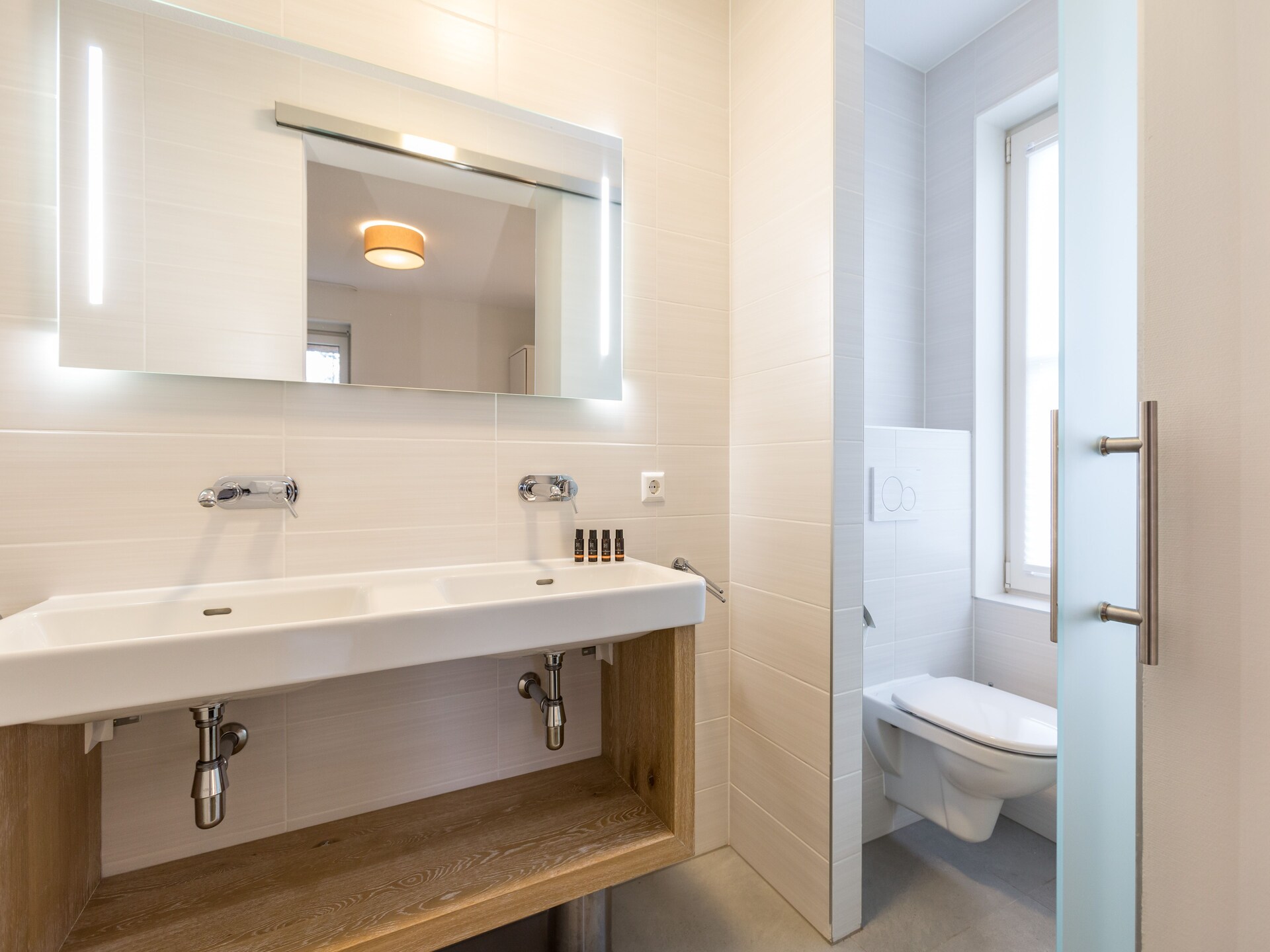 Rietgedekte wellnessvilla voor 12 personen aan de Friese Meren - foto 26