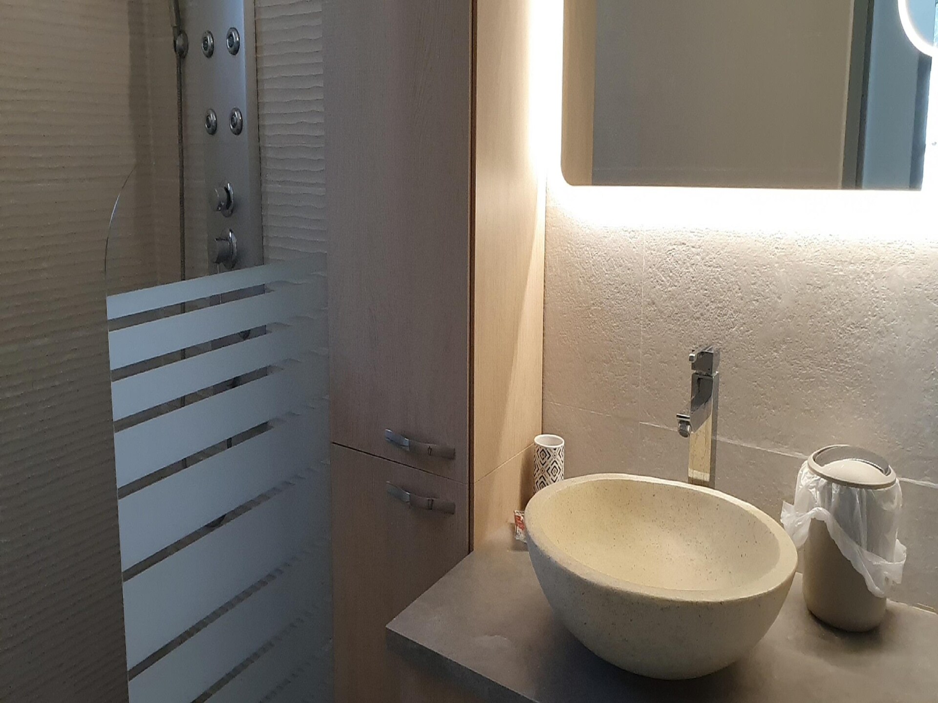 Design villa met privézwembad en panoramisch uitzicht op de wijngaarden - foto 28