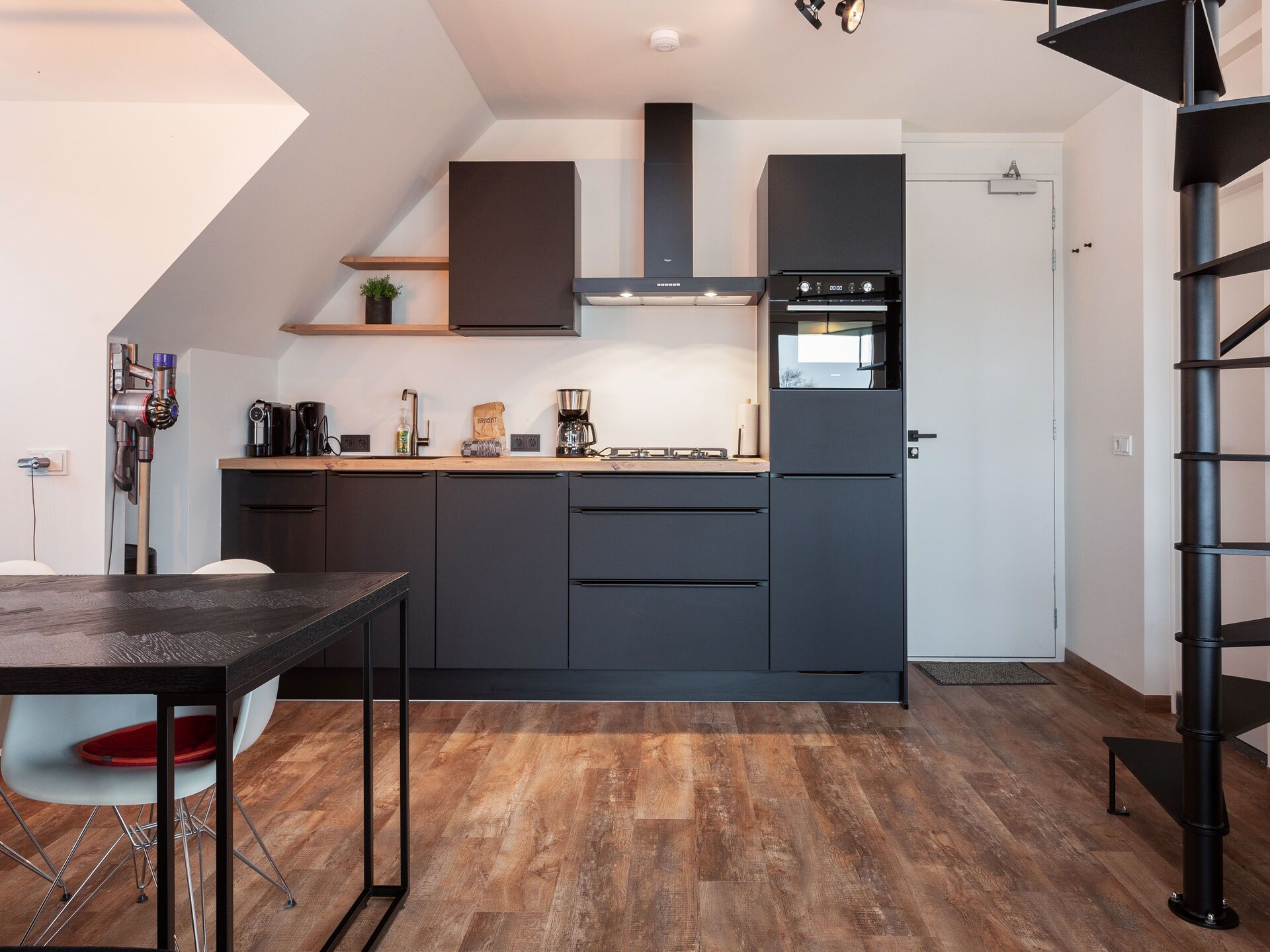 Modern appartement aan het Sneekermeer met oostelijk balkon - foto 4