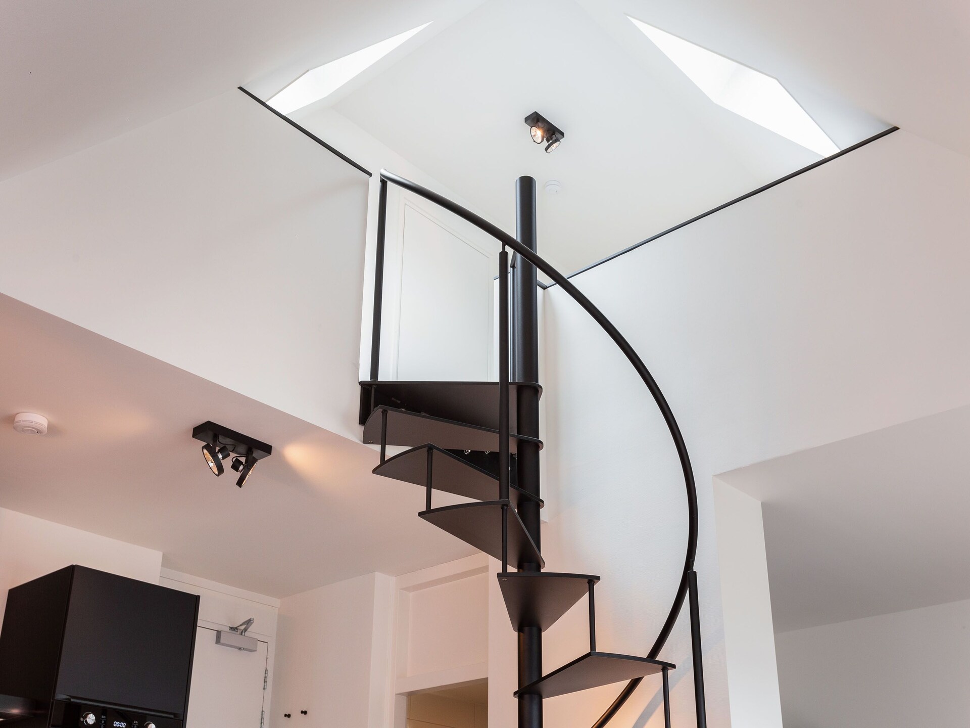Modern appartement aan het Sneekermeer met oostelijk balkon - foto 12