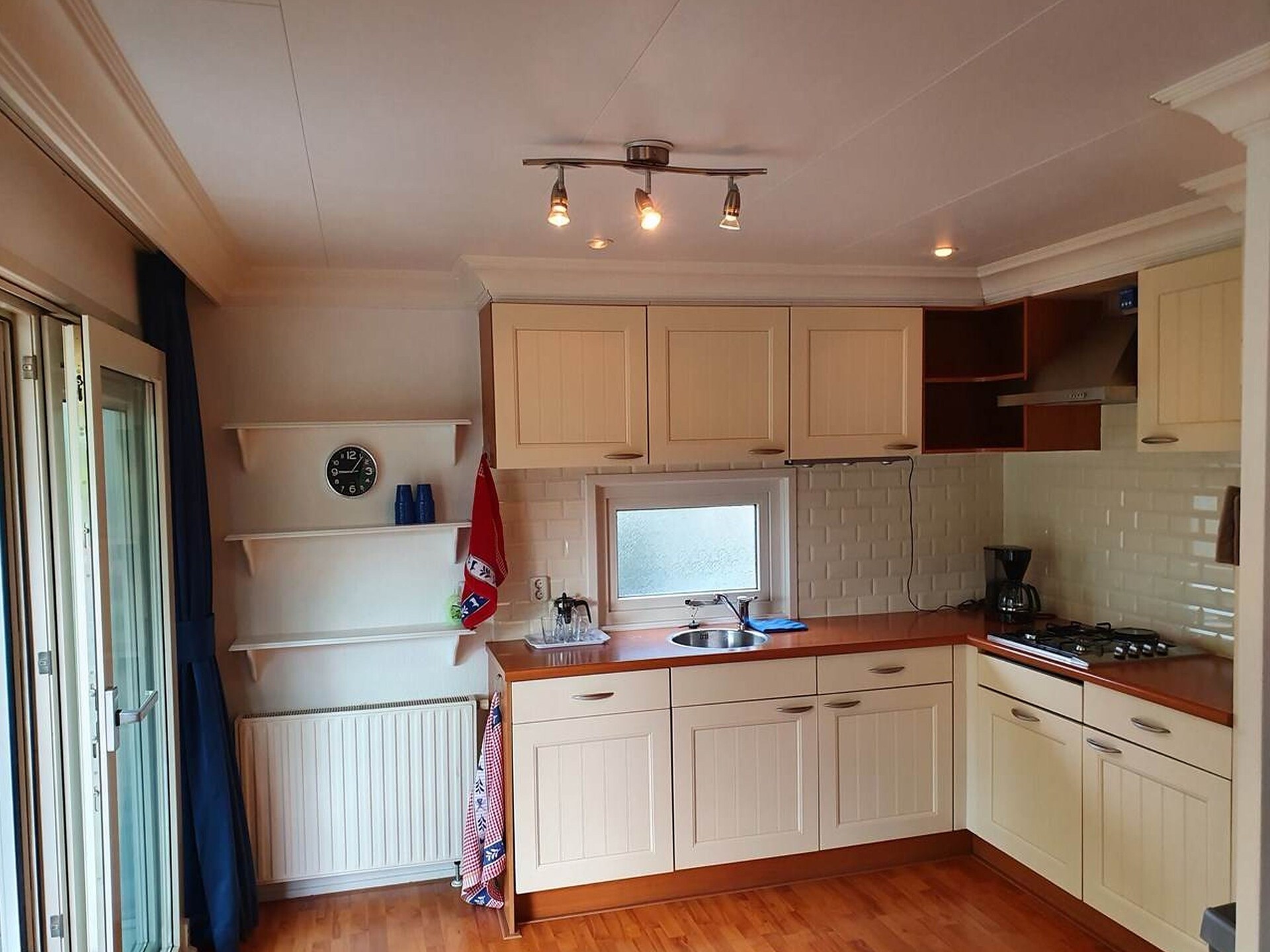 Luxe chalet Koperwiek in bosrijk Garderen met airconditioning en EV-laadpaal - foto 3