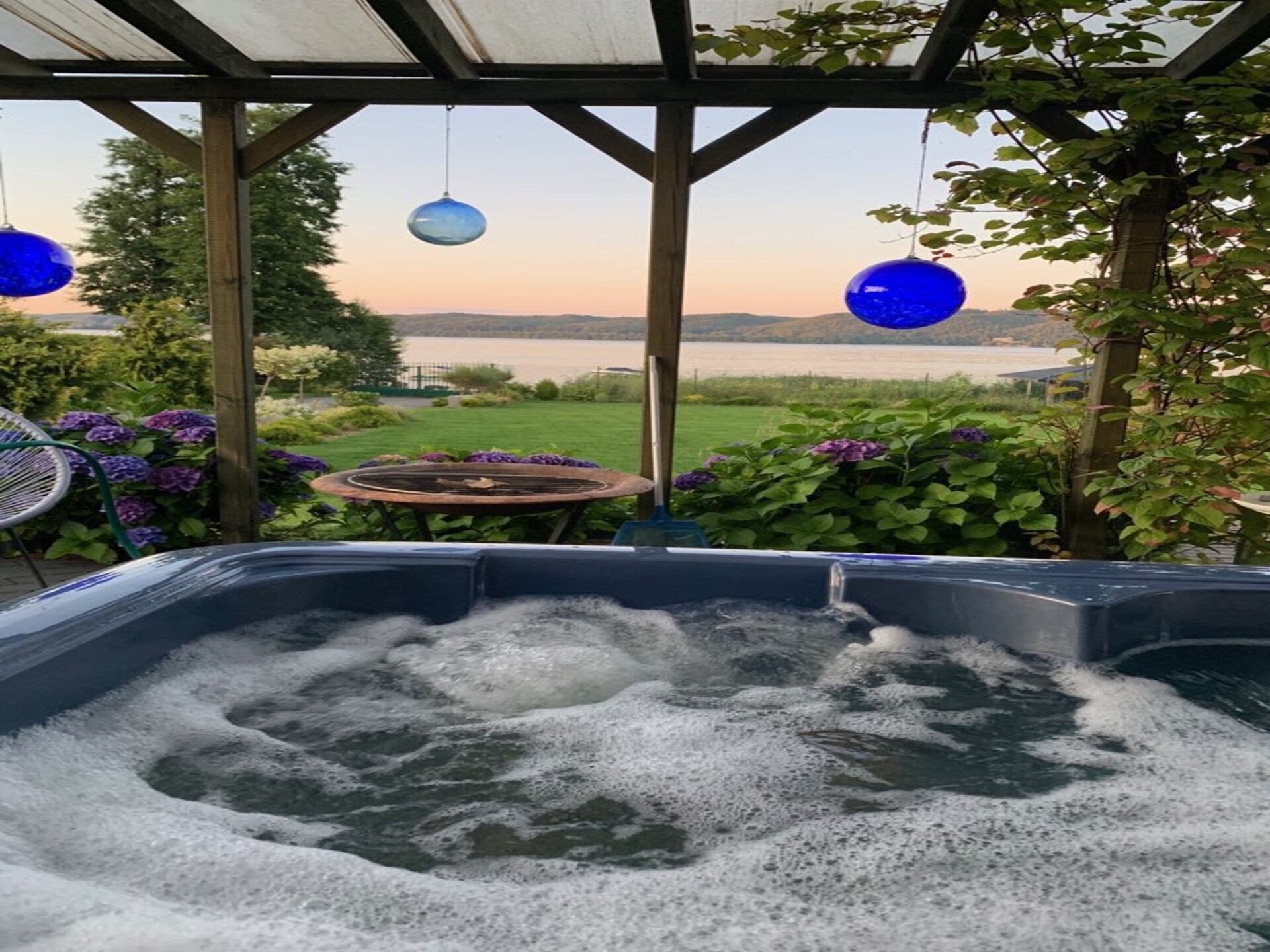 Comfortabel vakantiehuis direct aan het Żarnowieckie meer met privéstrand - foto 21