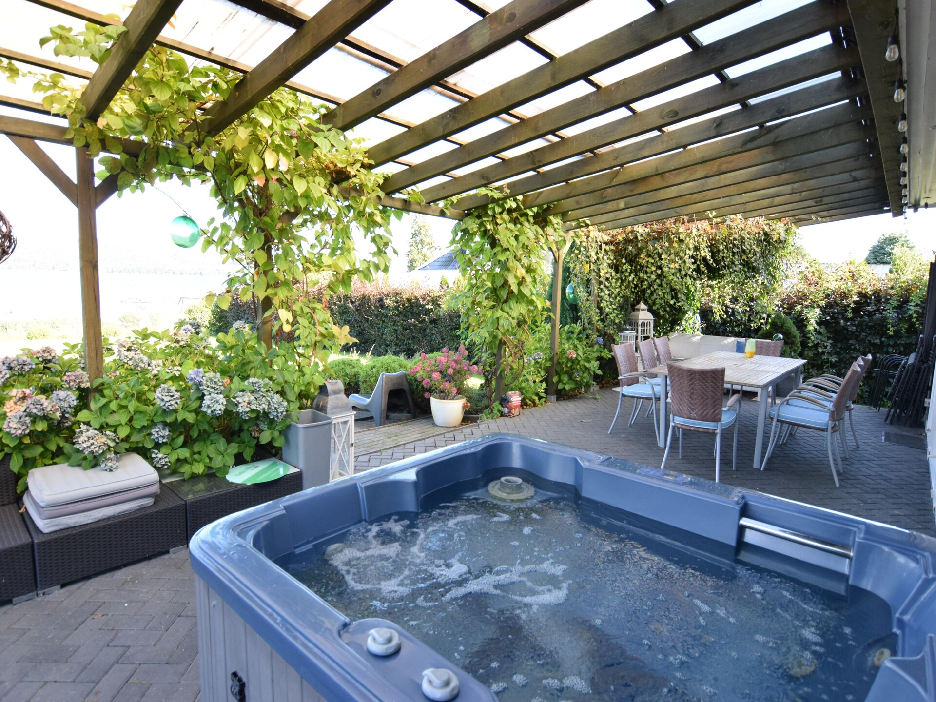 Comfortabel vakantiehuis direct aan het Żarnowieckie meer met privéstrand - foto 15