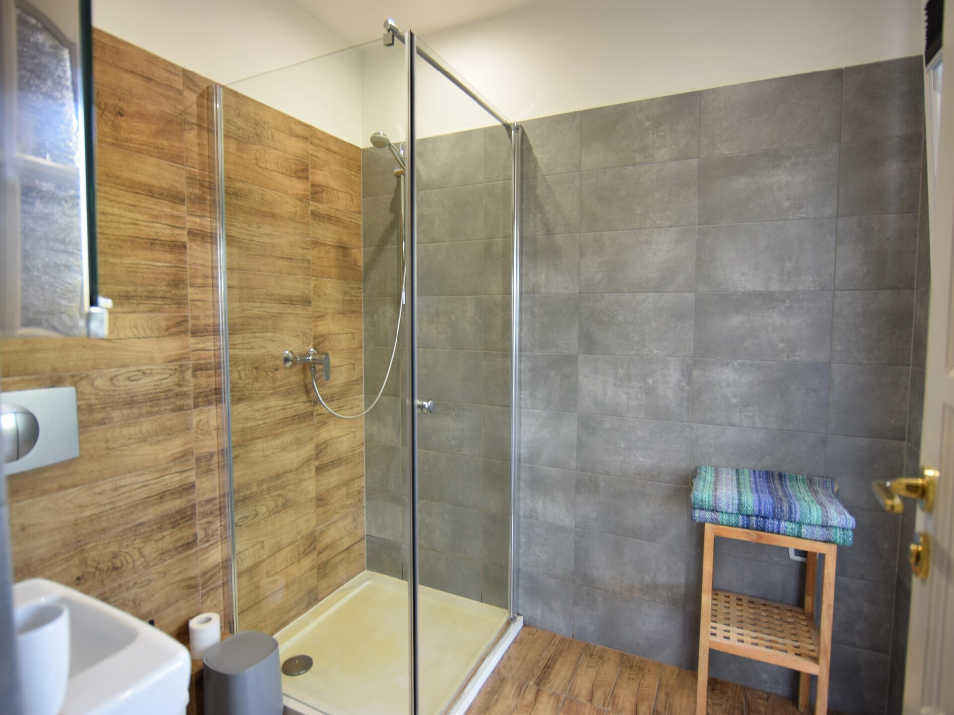 Comfortabel vakantiehuis direct aan het Żarnowieckie meer met privéstrand - foto 11
