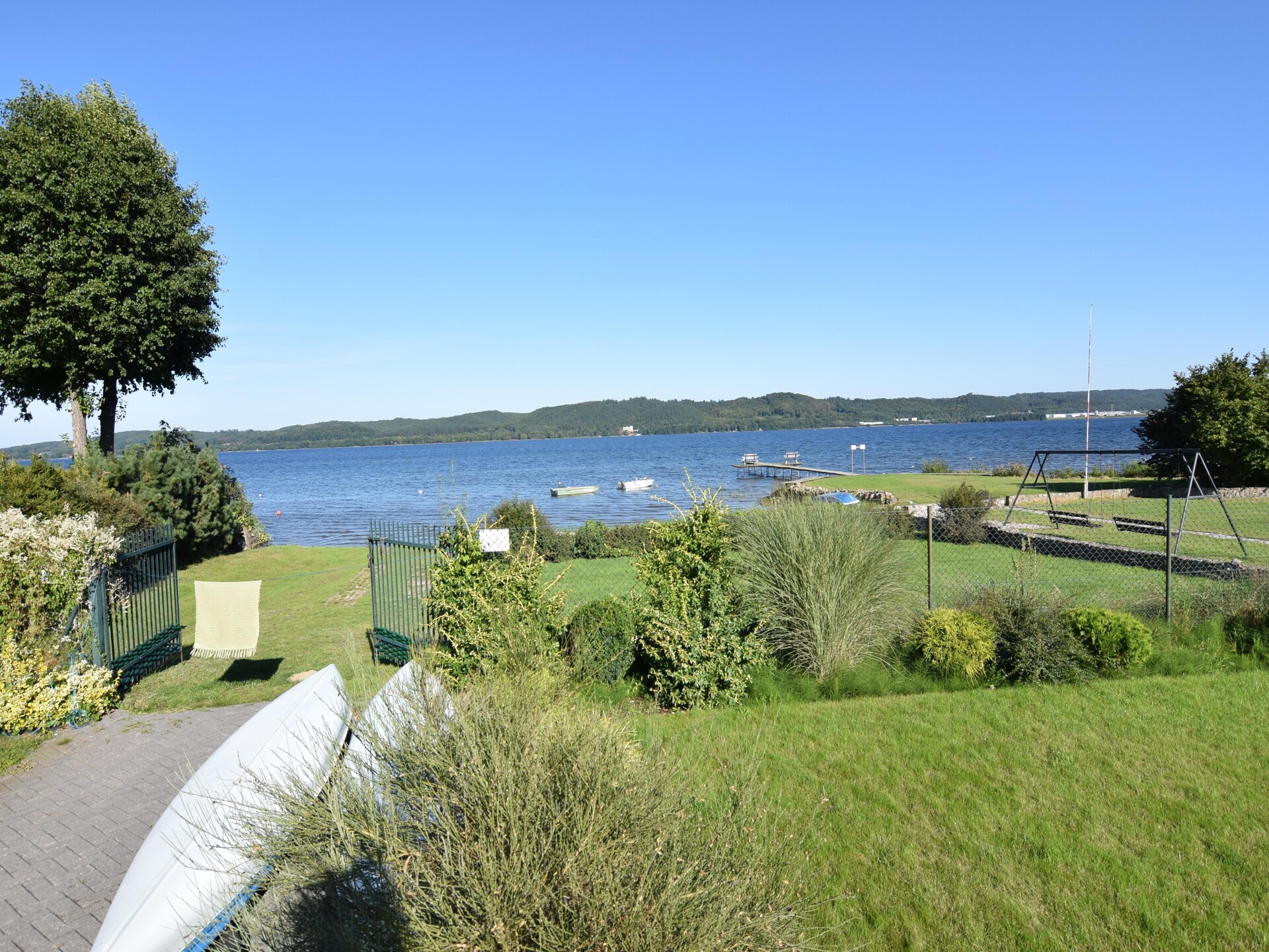 Comfortabel vakantiehuis direct aan het Żarnowieckie meer met privéstrand - foto 18