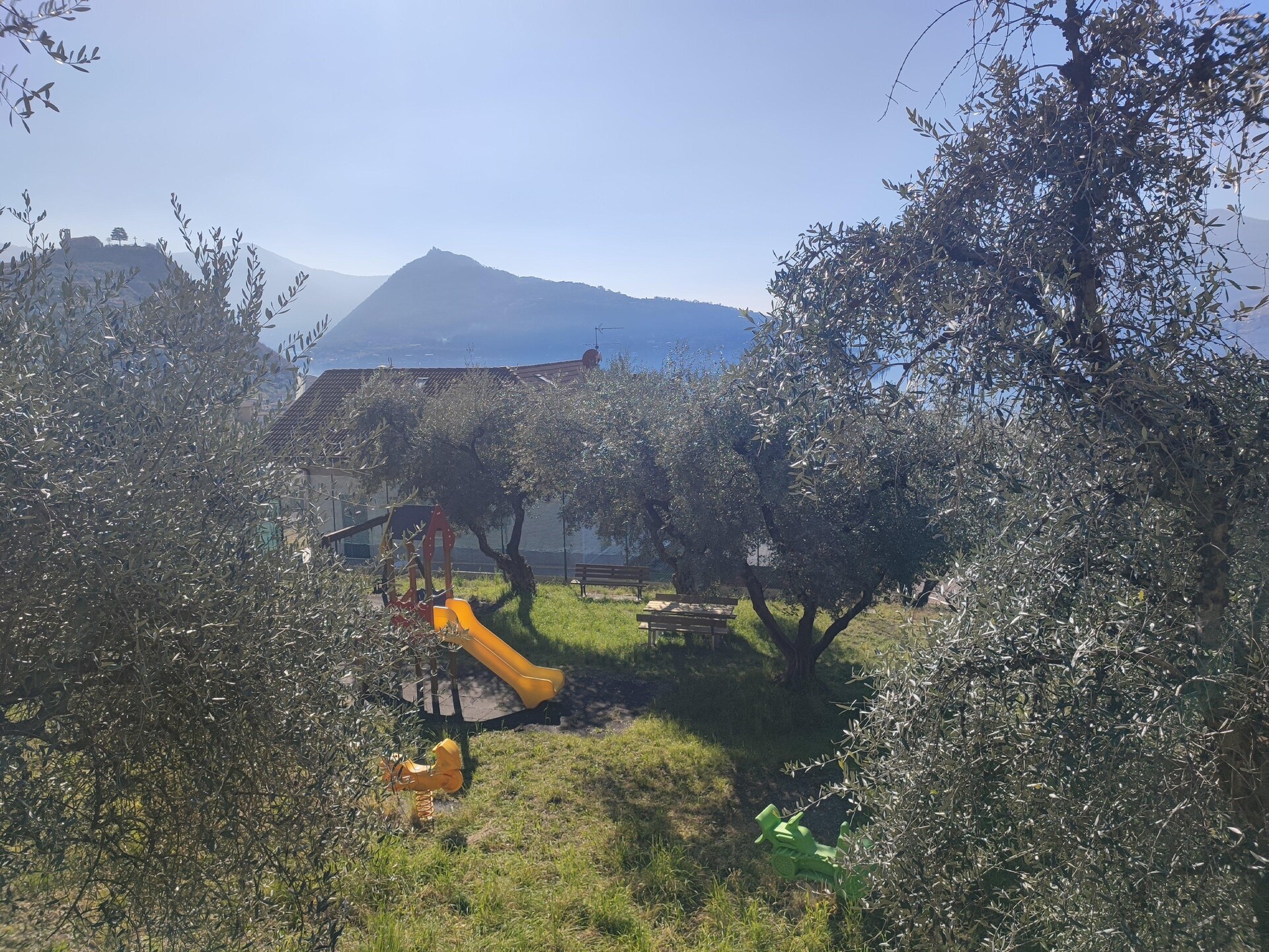 Vrijstaand vakantiehuis bij het Iseomeer in Marone met terras - foto 29