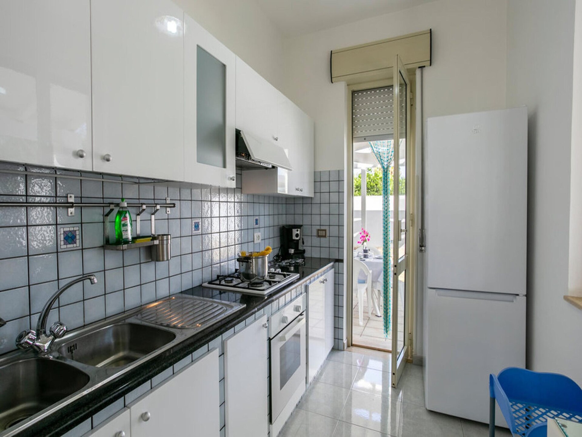 Ruim appartement met privétuin en veranda vlakbij Reitani - foto 11