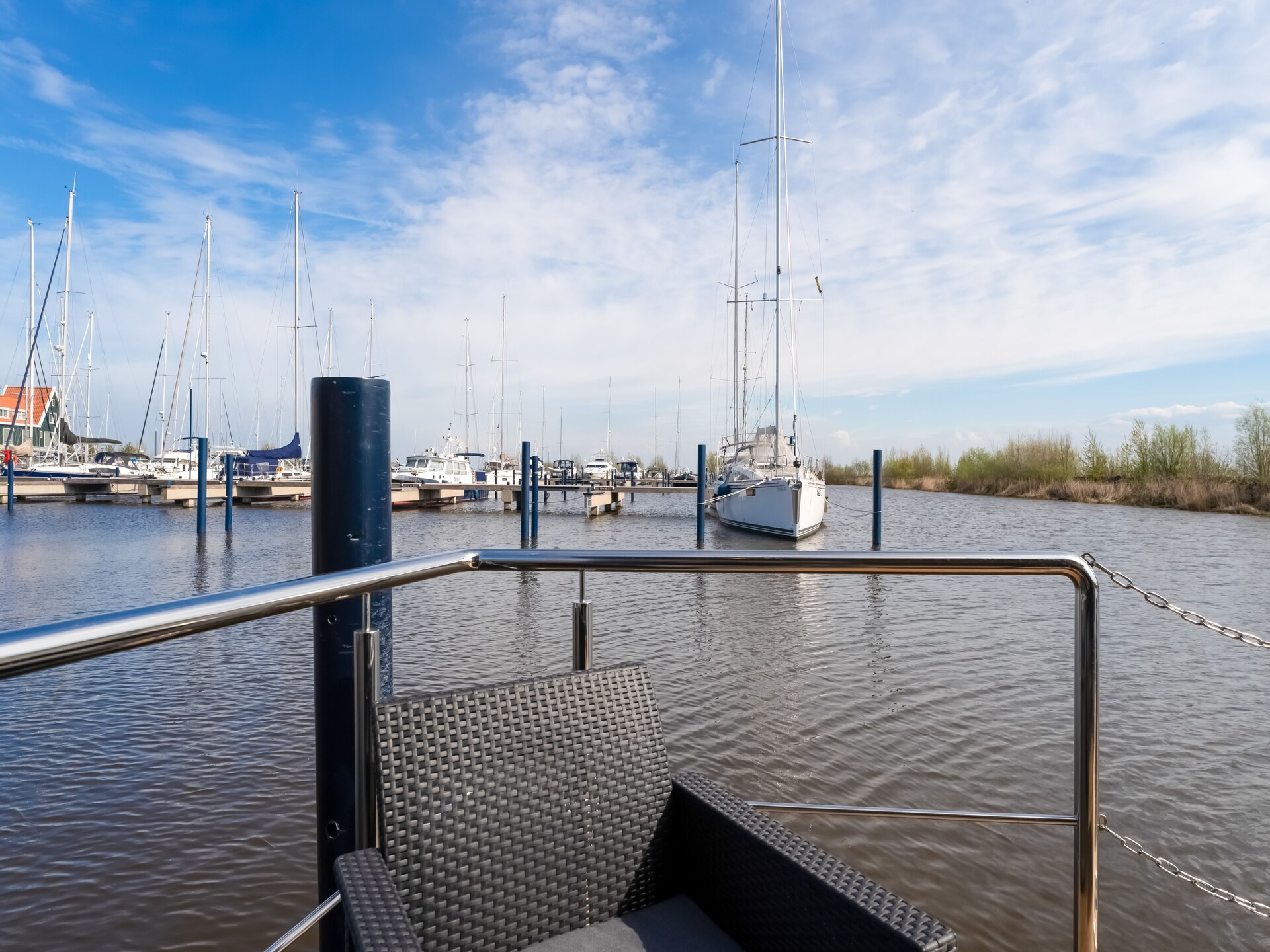 La Belle Vie: unieke woonboot in de haven van Volendam - foto 28