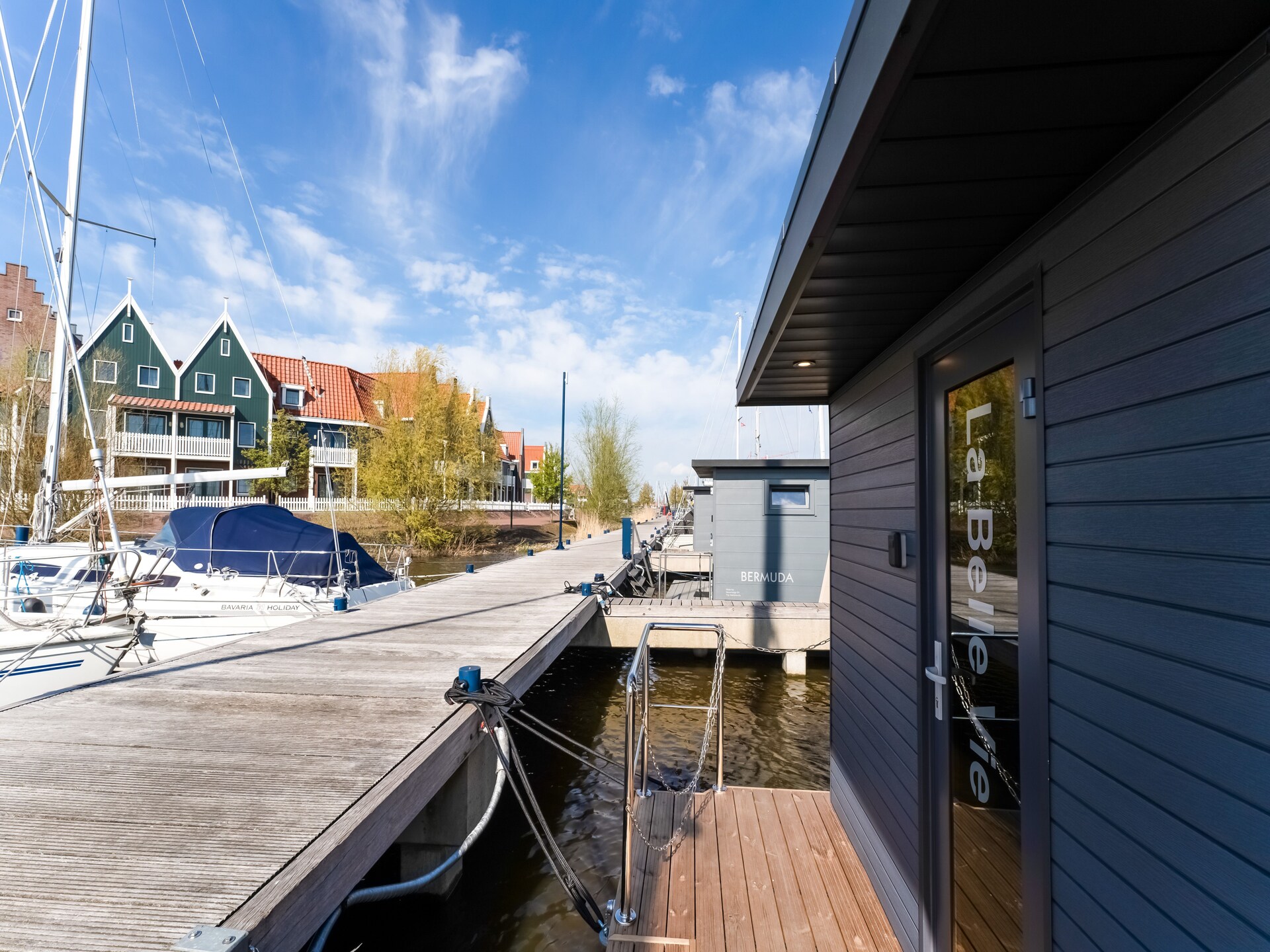 La Belle Vie: unieke woonboot in de haven van Volendam - foto 34