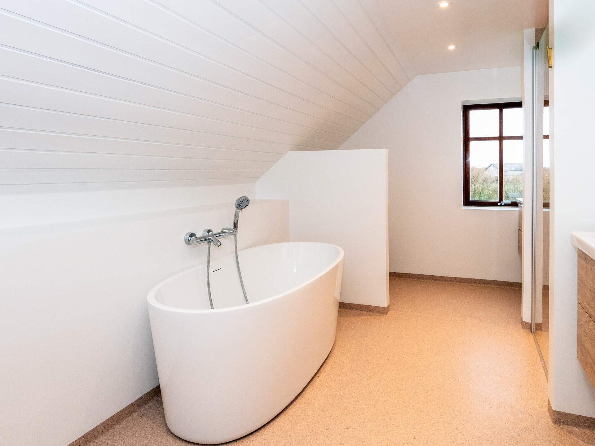 Vrijstaand vakantiehuis op 50 meter van het Limfjord met panoramisch uitzicht - foto 28