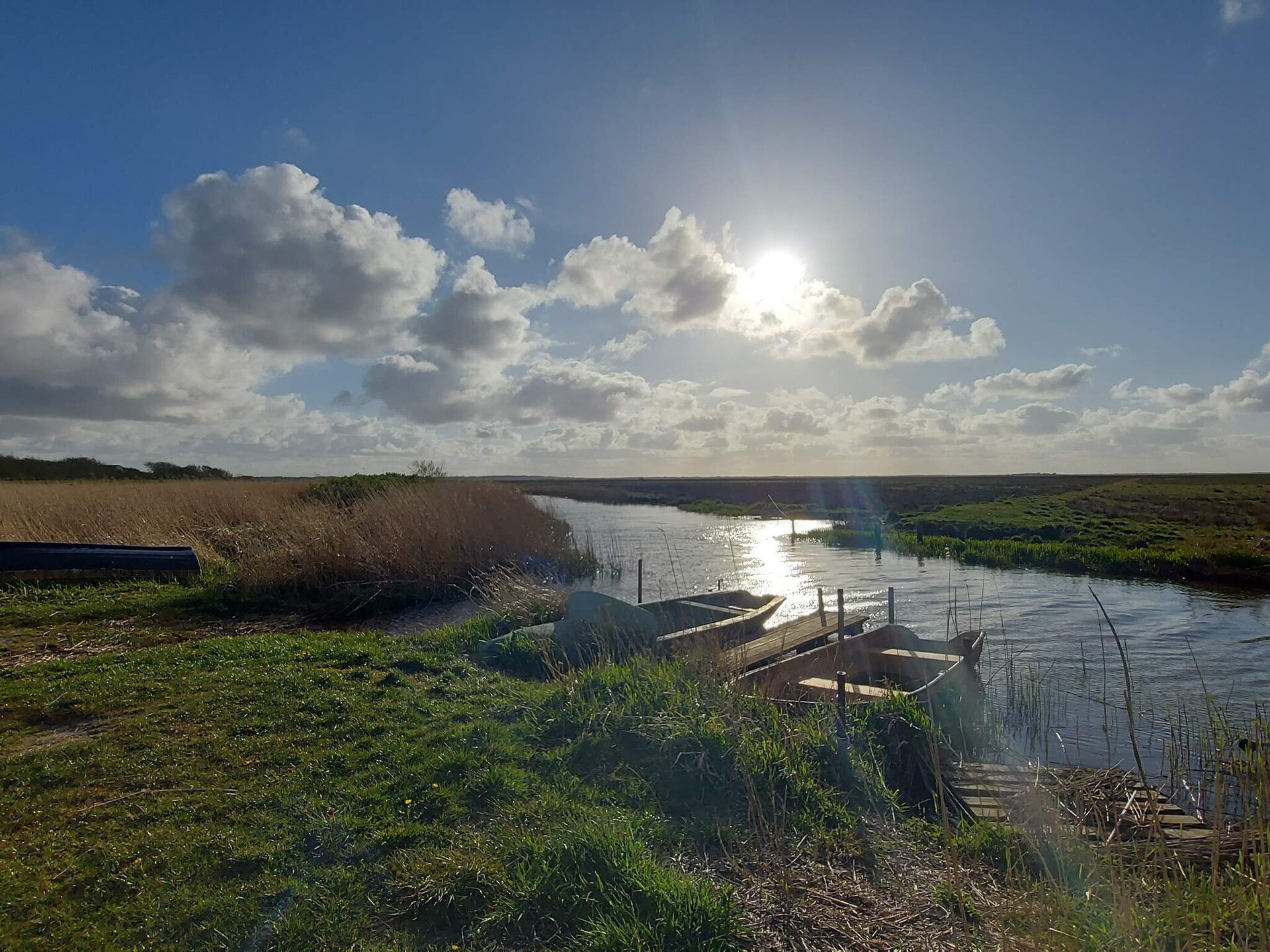 Knus vakantiehuis bij de Ringkøbing Fjord met grote zonterras - foto 20