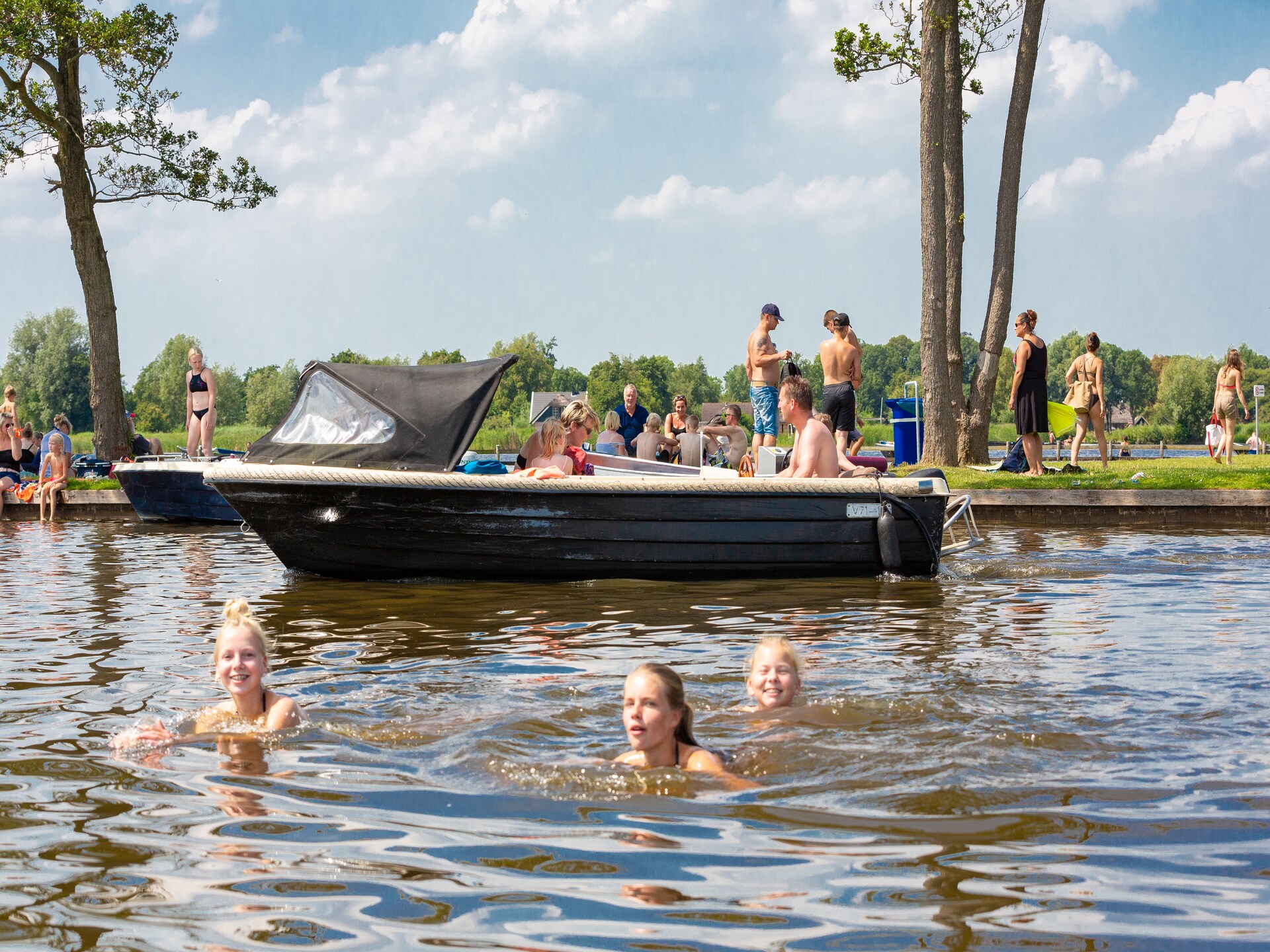Vrijstaand waterchalet met eigen sloep in autovrij Giethoorn - foto 22