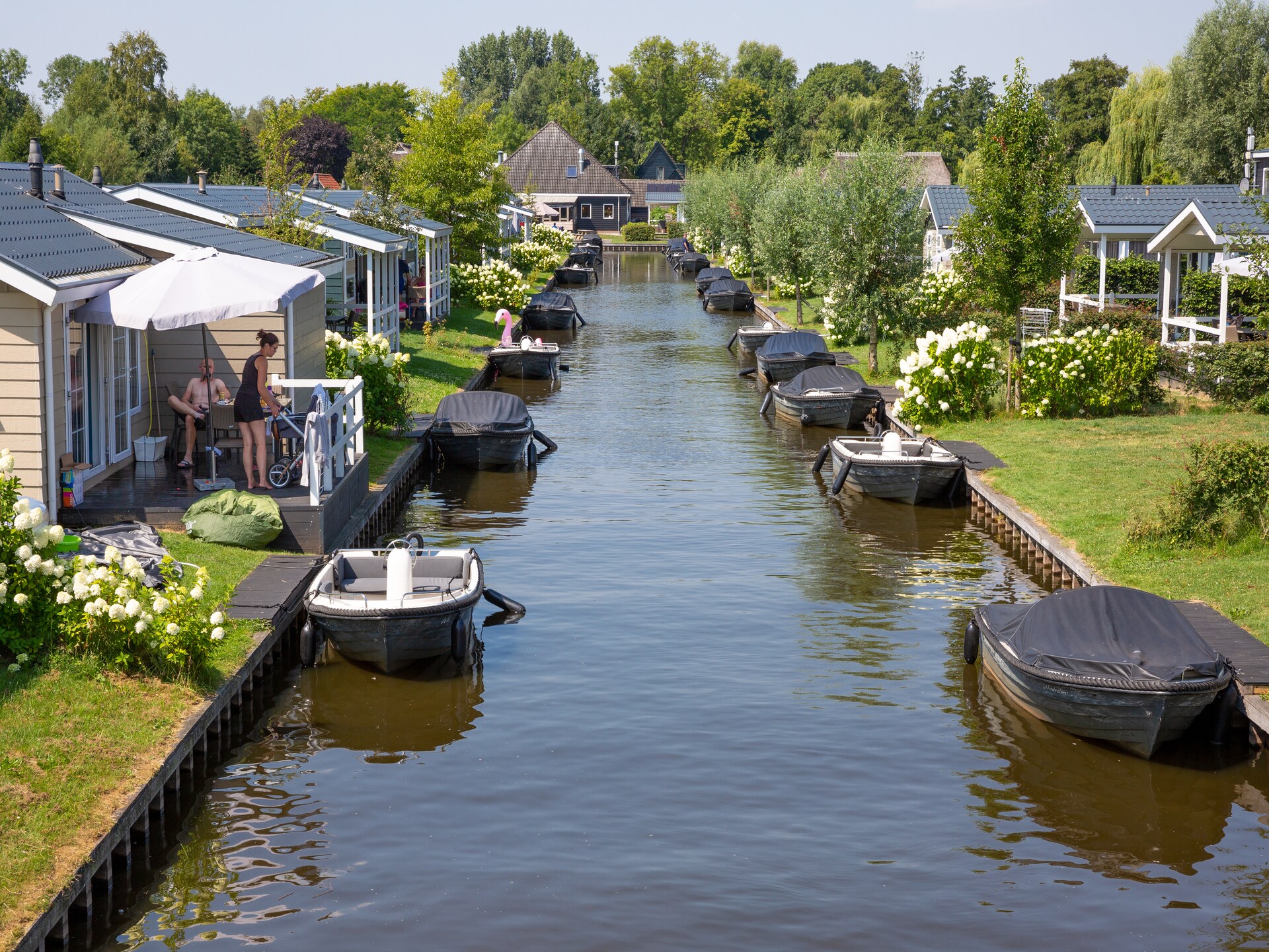 Vrijstaand chalet met eigen sloep in autovrij Giethoorn - foto 25