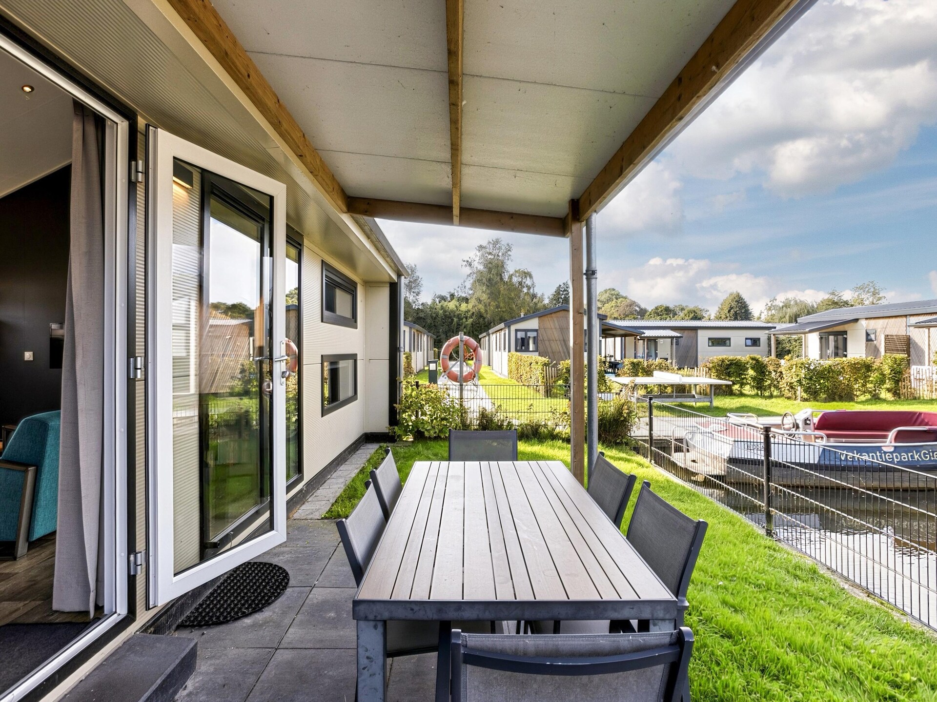 Luxe chalet aan het water in Giethoorn voor 6 personen - foto 41