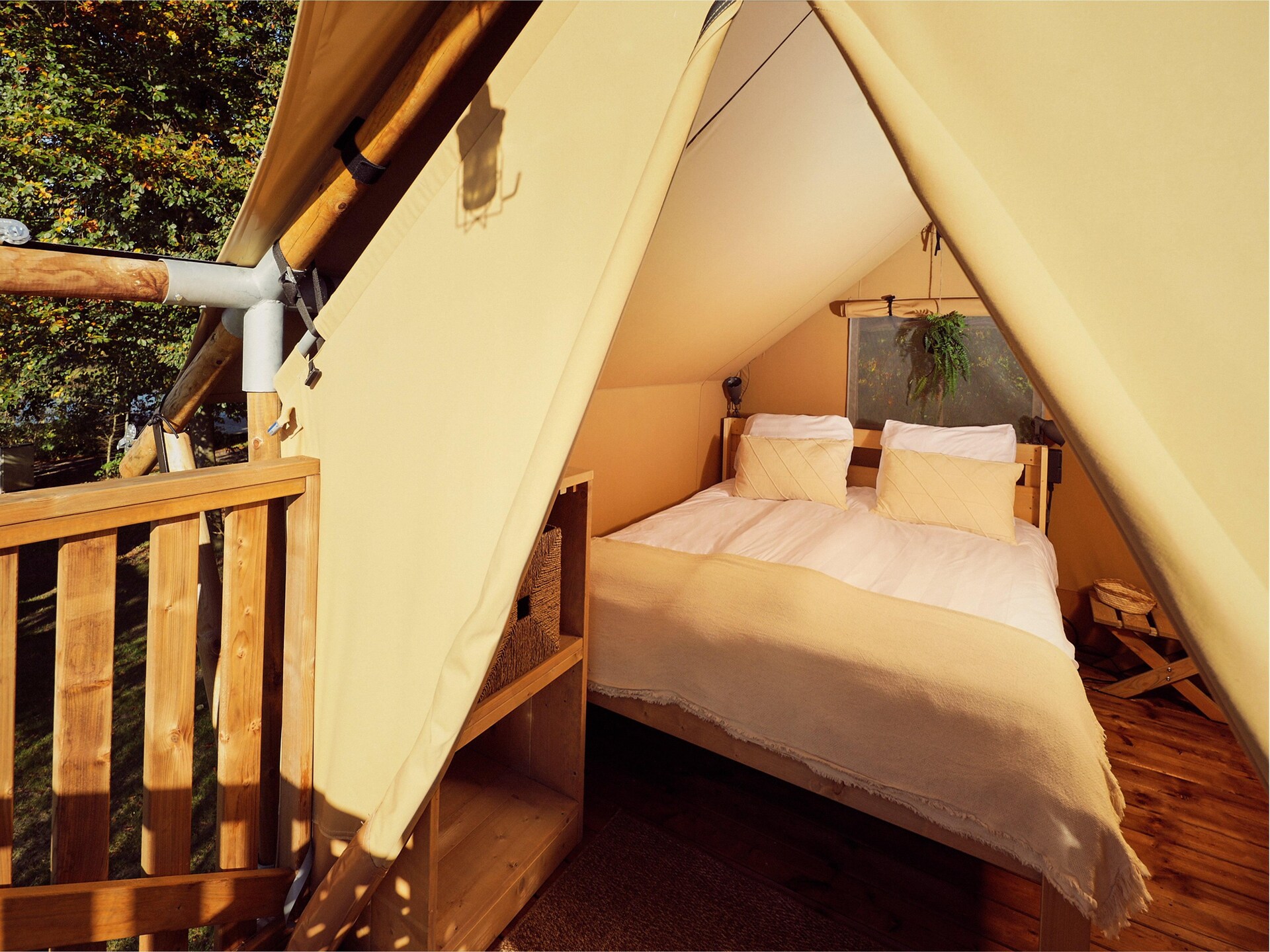 Romantische glampinglodge aan het Veluwemeer in Zeewolde - foto 3