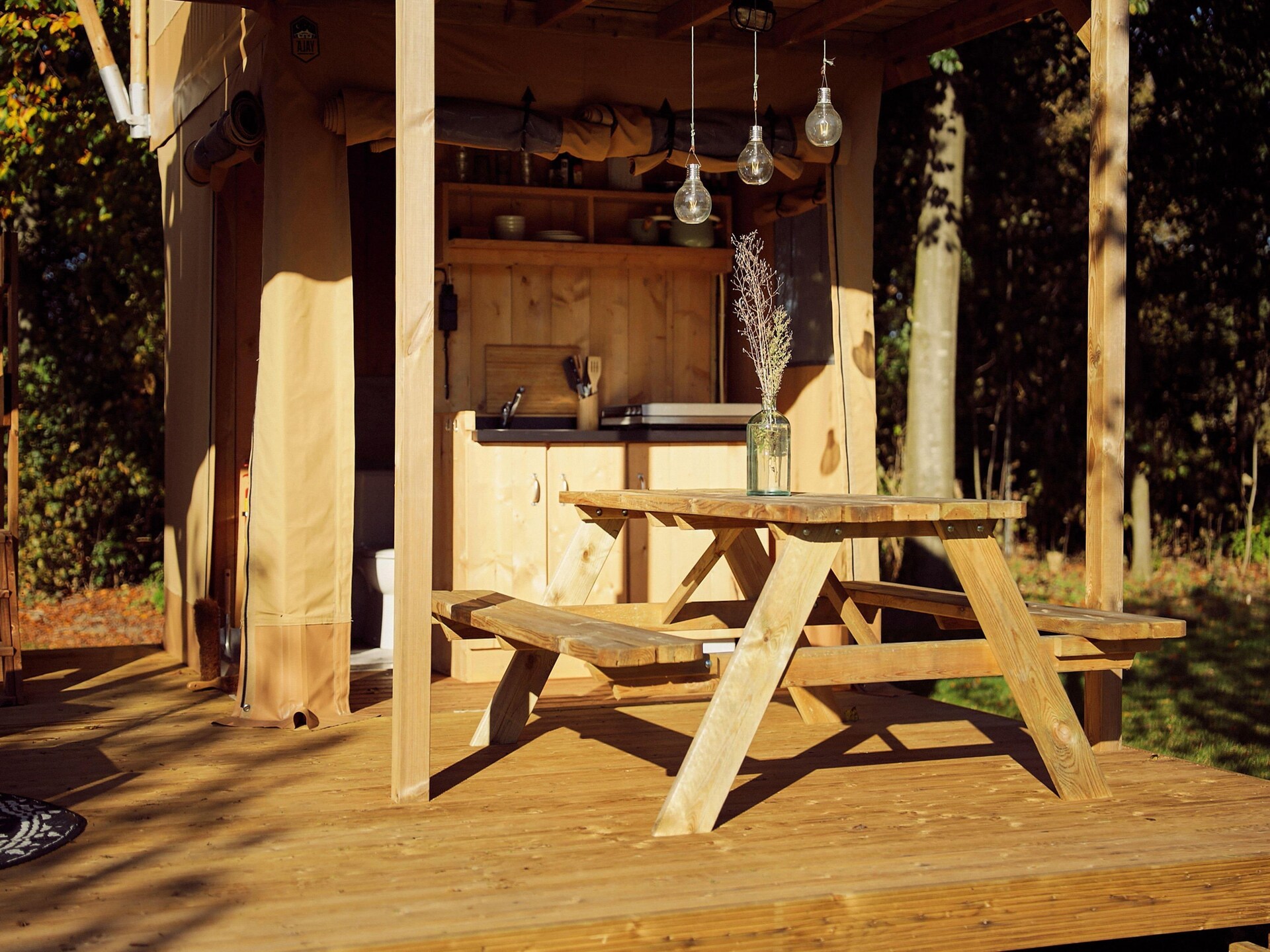 Romantische glampinglodge aan het Veluwemeer in Zeewolde - foto 13