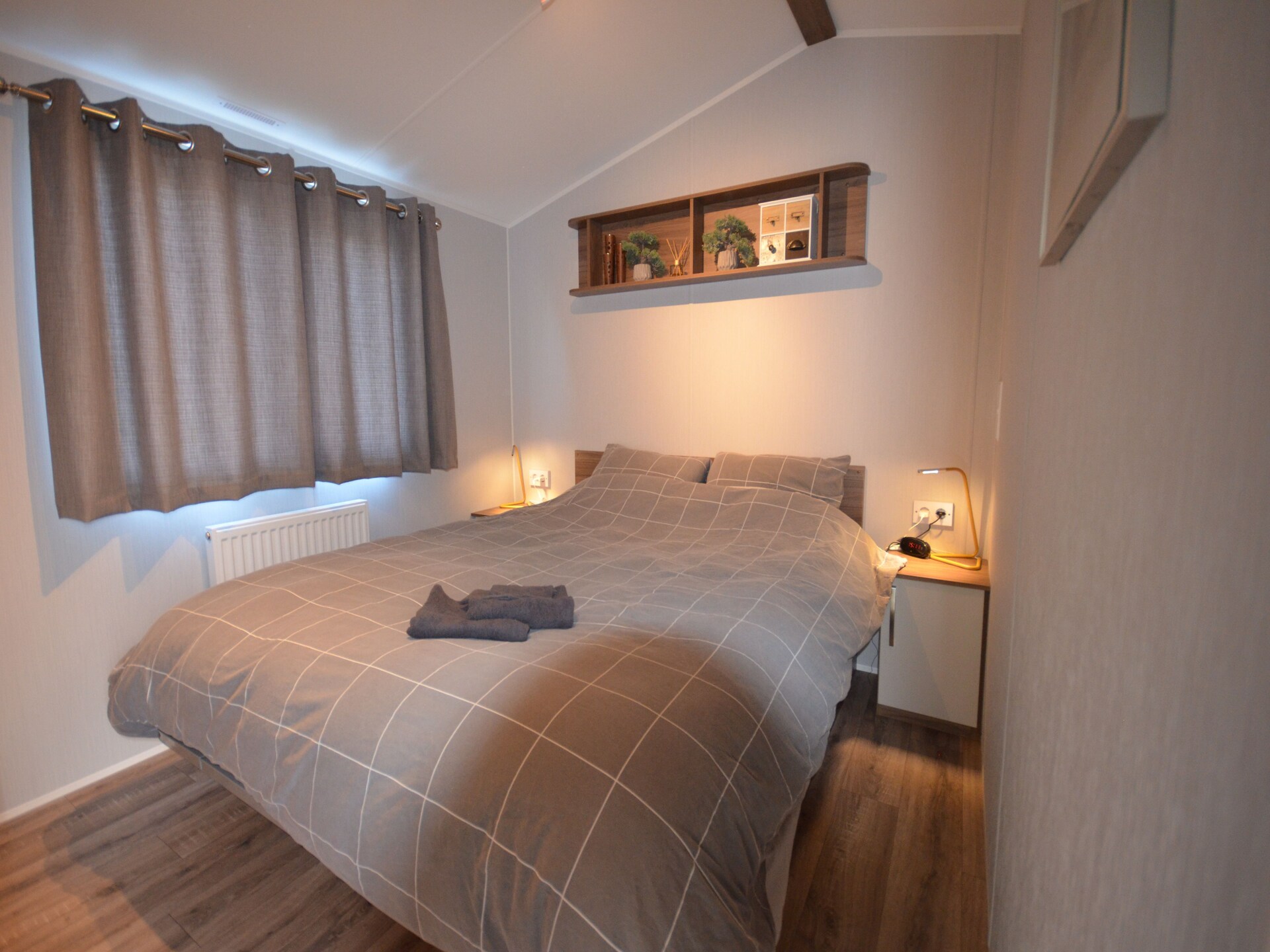 Wiringher Chalet 83: Vrijstaand chalet aan Waddenzee met hond, tuin en strand - foto 4