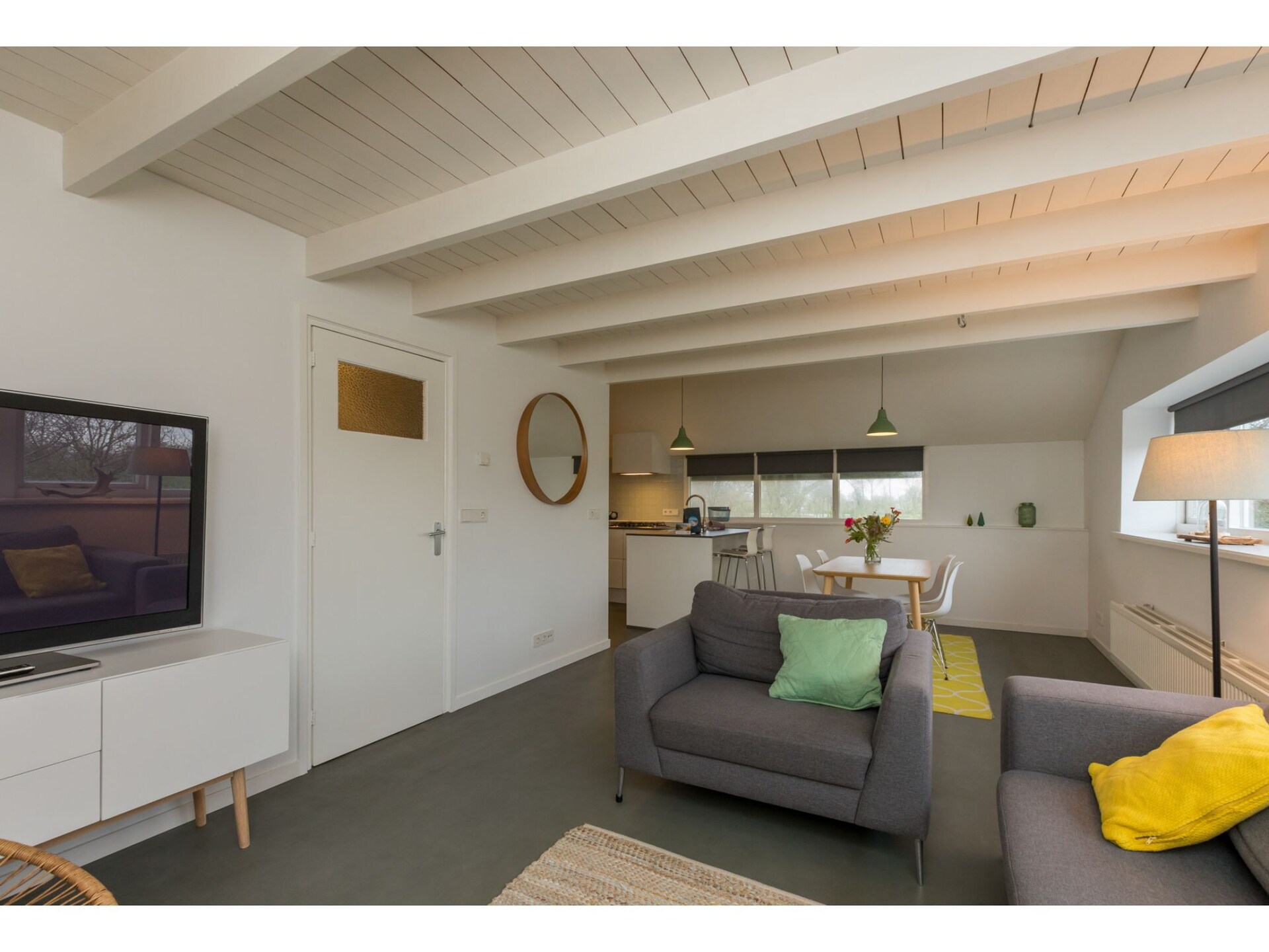 Landelijk appartement met weids uitzicht op boerderij bij Vrouwenpolder - foto 9
