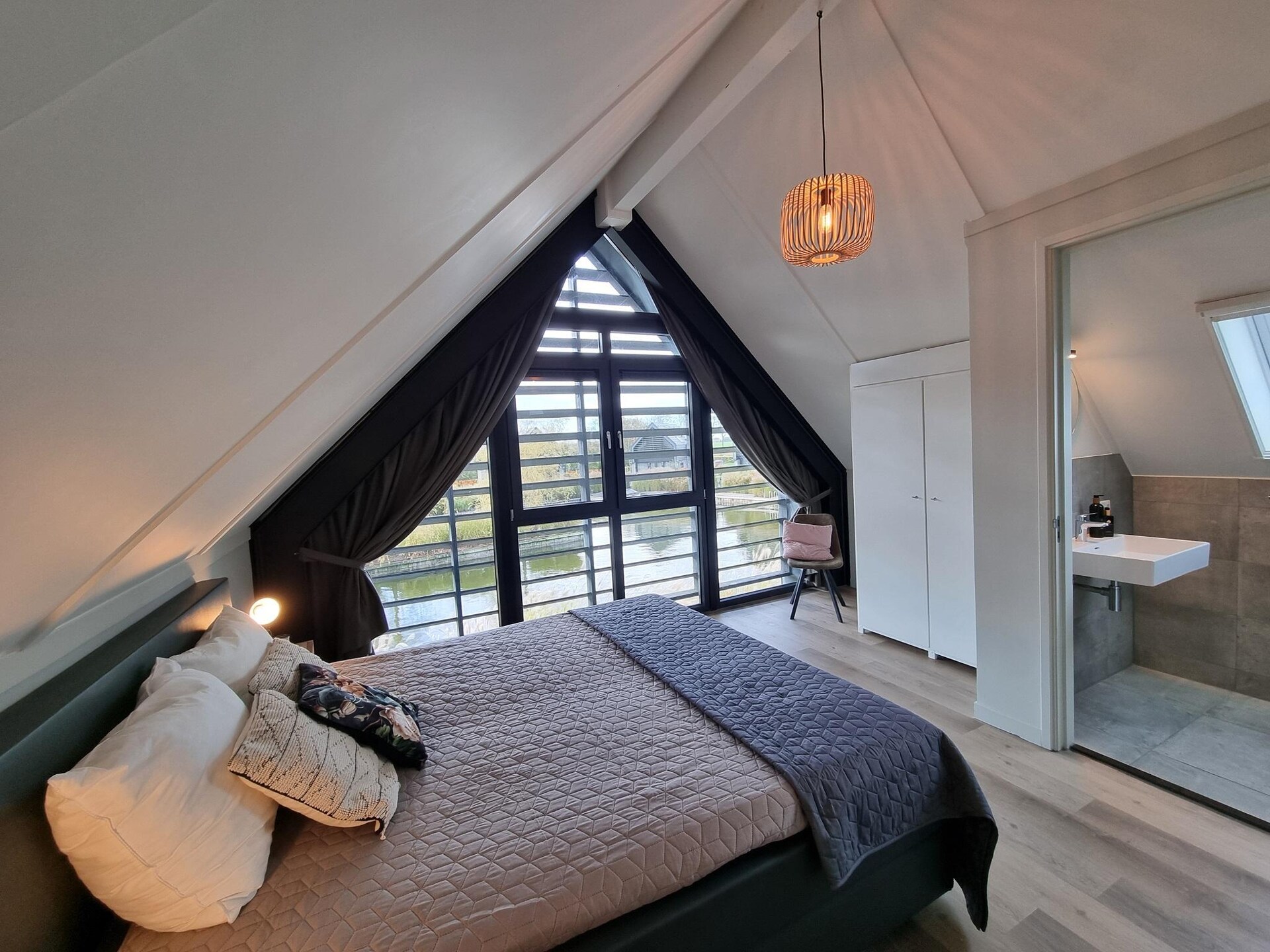 Watervilla Twa: luxe verblijf aan het Slotermeer in Friesland - foto 19