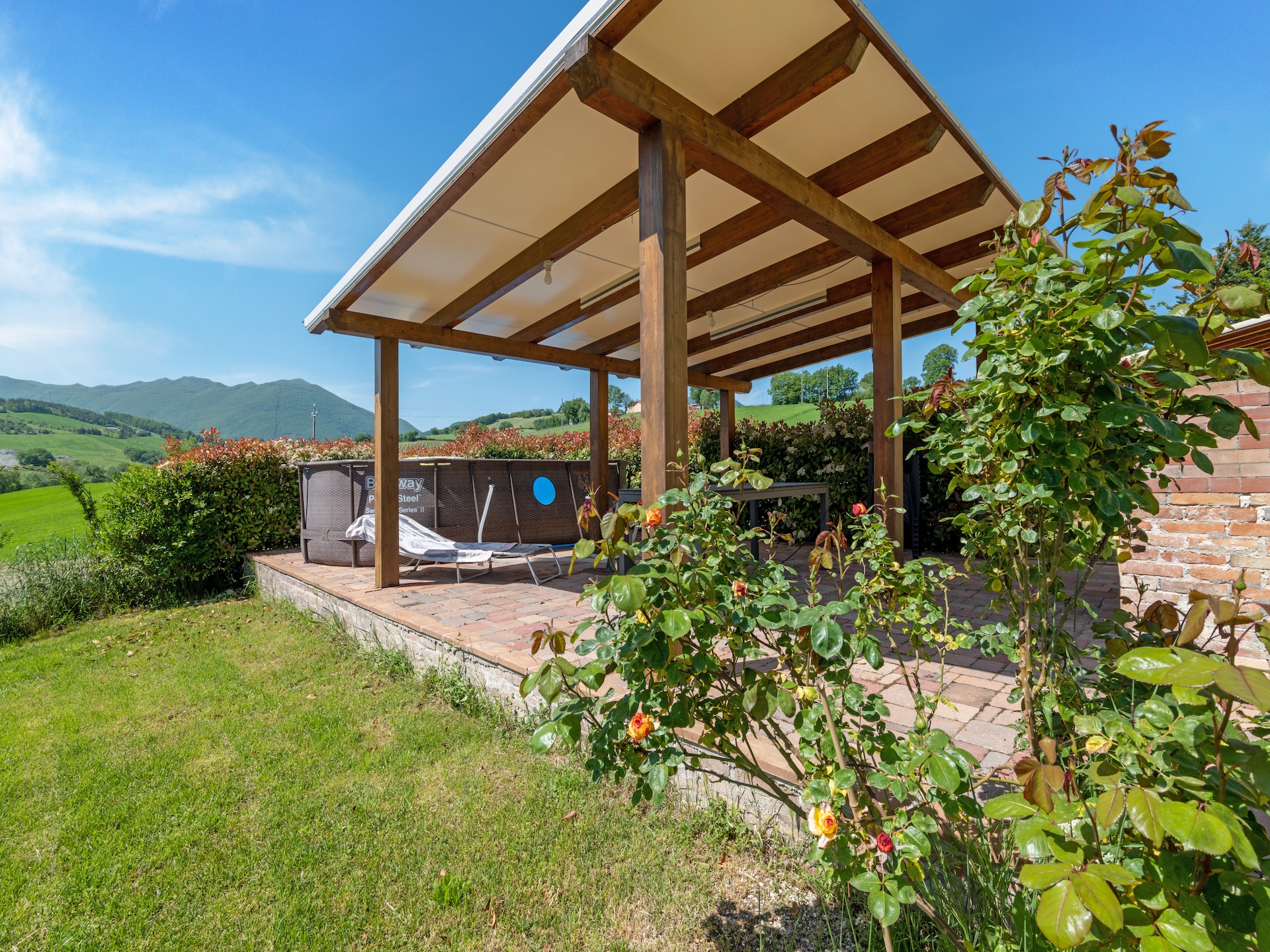 Ruim appartement op wijnboerderij met zwembad in Matelica, Le Marche - foto 25