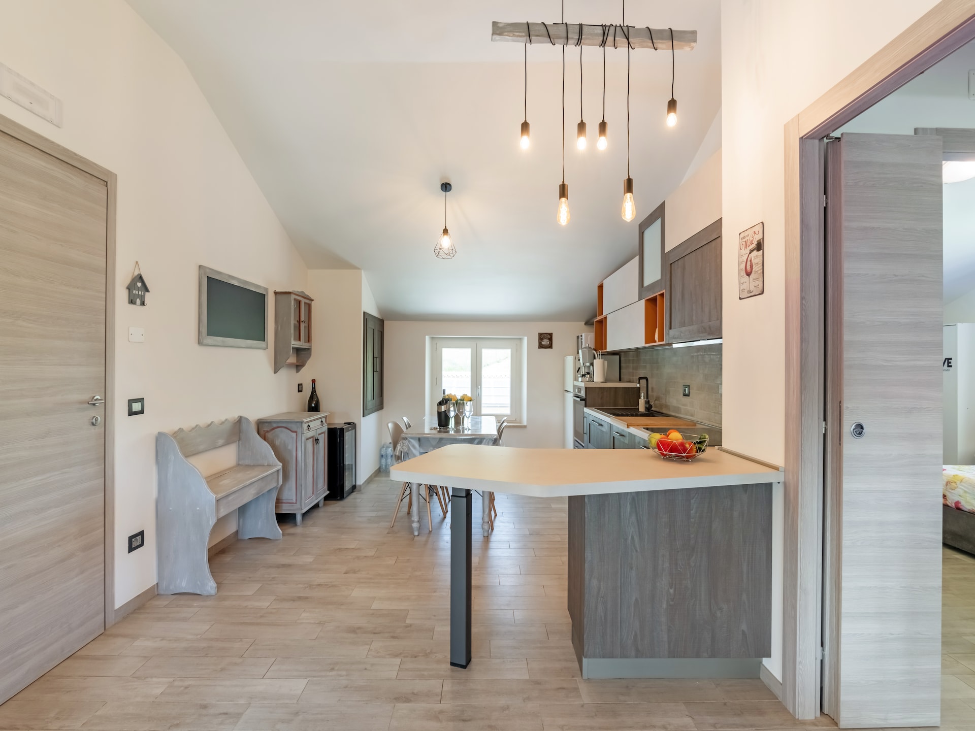 Ruim appartement op wijnboerderij met zwembad in Matelica, Le Marche - foto 14