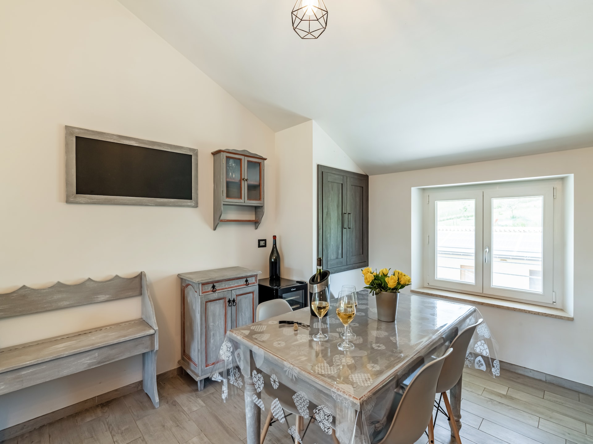 Ruim appartement op wijnboerderij met zwembad in Matelica, Le Marche - foto 33