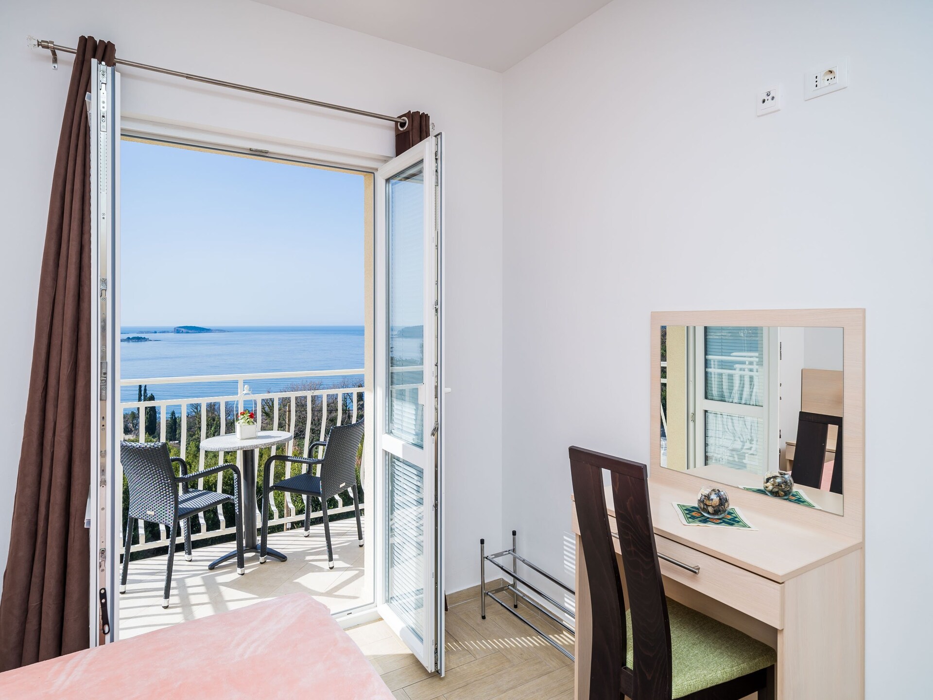 Appartement met balkon en zeezicht nabij strand in Plat, Mlini - foto 11