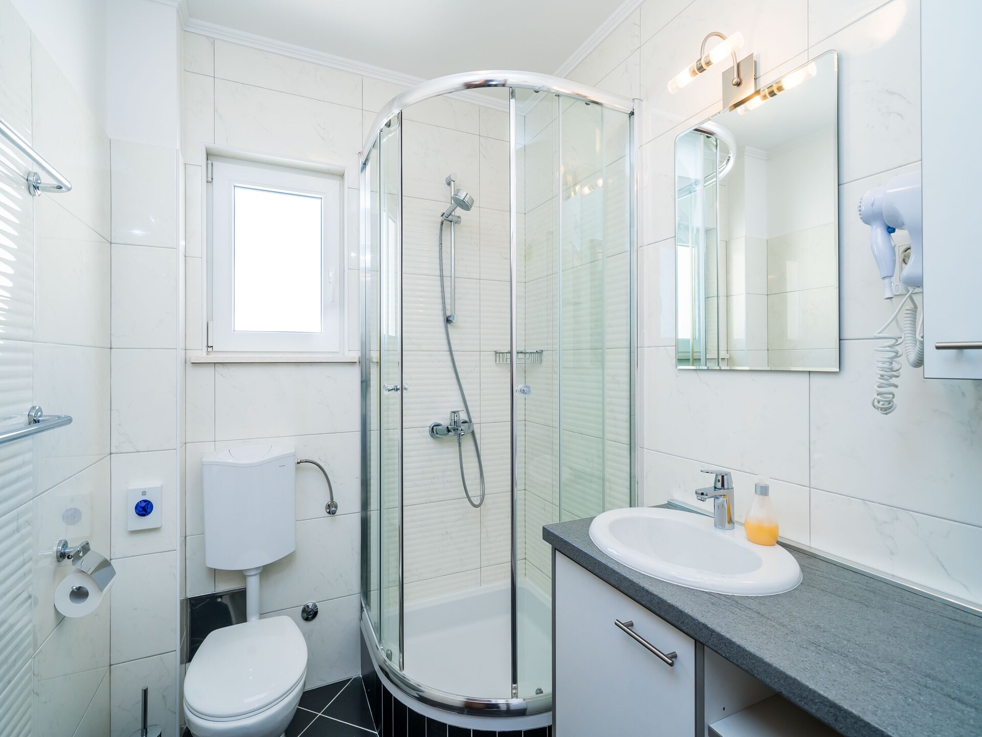 Comfortabel appartement met balkon en zeezicht, op 500m van het strand - foto 17