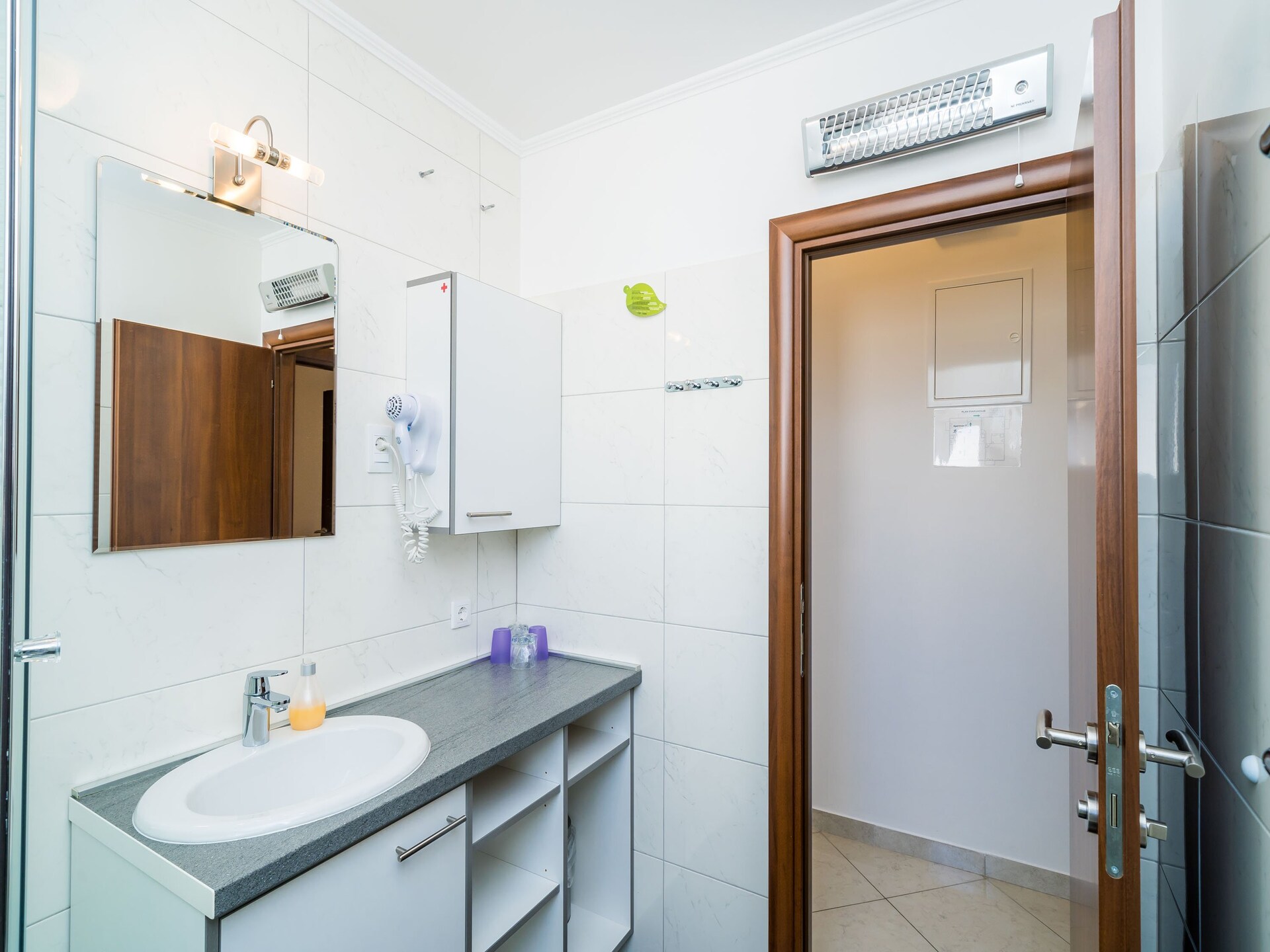 Comfortabel appartement met balkon en zeezicht, op 500m van het strand - foto 14