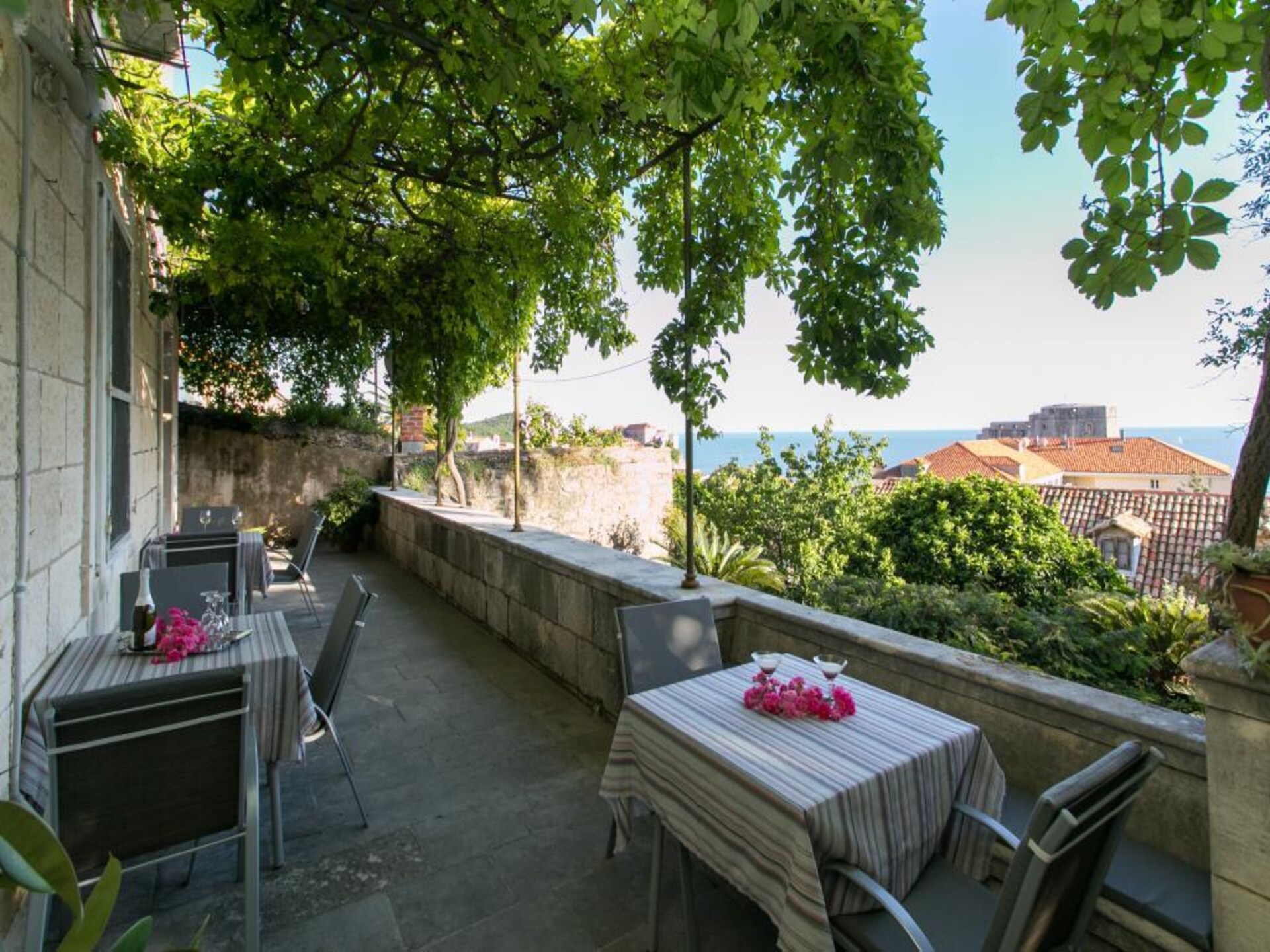 Twin Room op de begane grond bij de oude stadsmuren van Dubrovnik - foto 1