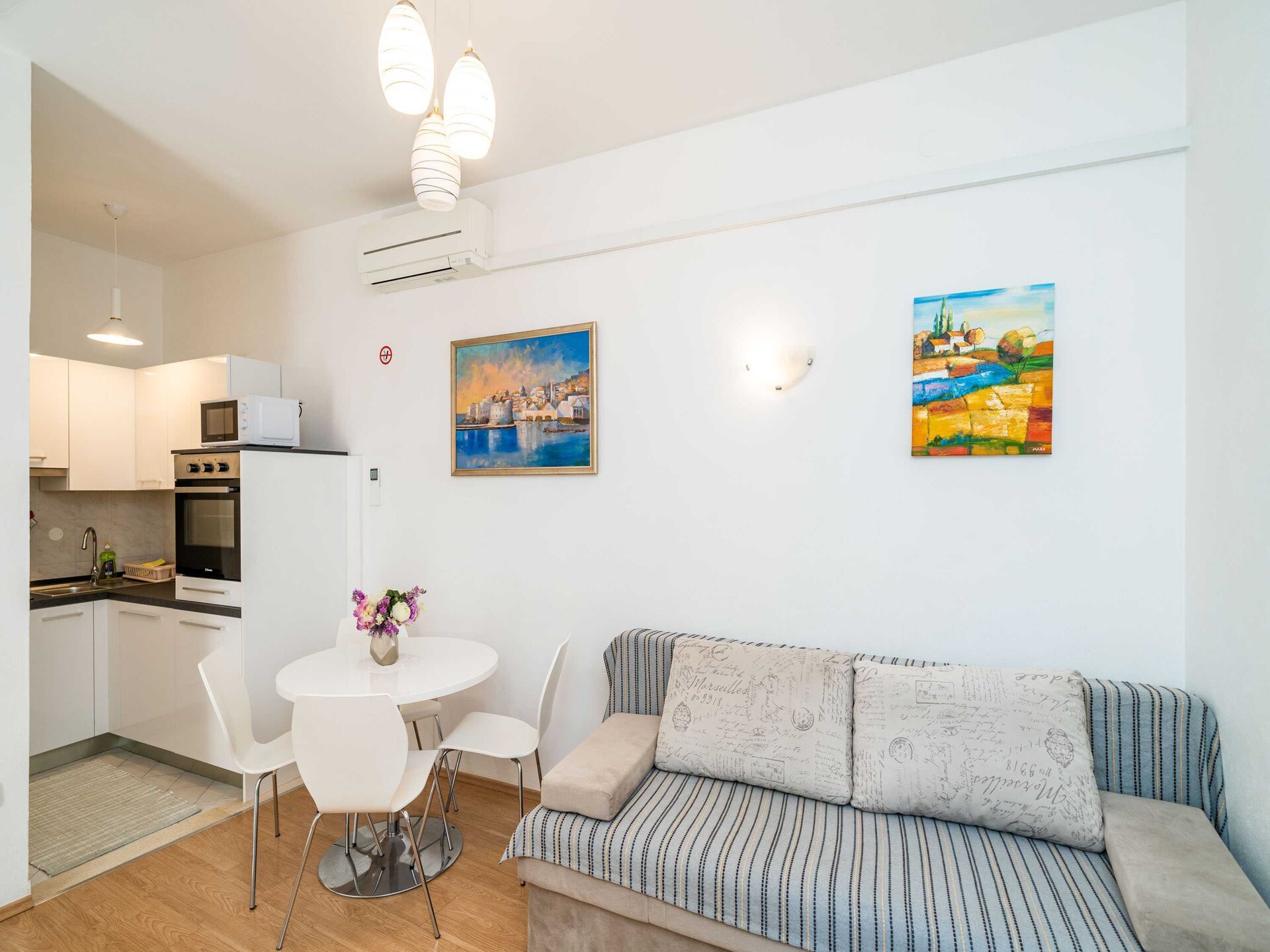 Knus appartement op Babin Kuk met terras, vlakbij Copacabana Beach - foto 4