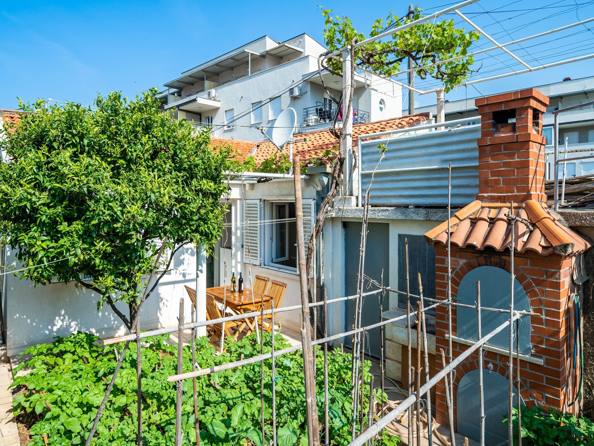 Knus appartement op Babin Kuk met terras, vlakbij Copacabana Beach - foto 17