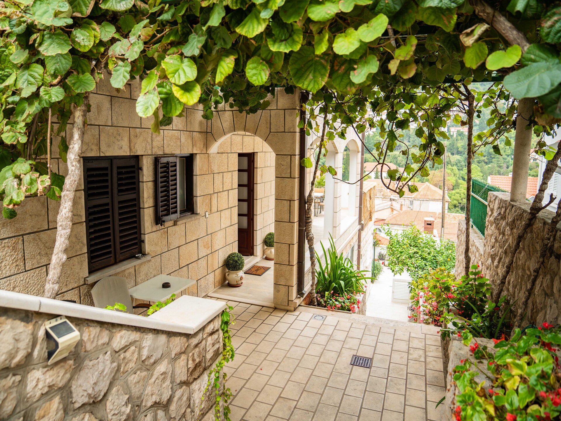 Stijlvolle kamer in Guest House Cesic, 400m van het strand in Dubrovnik - foto 21