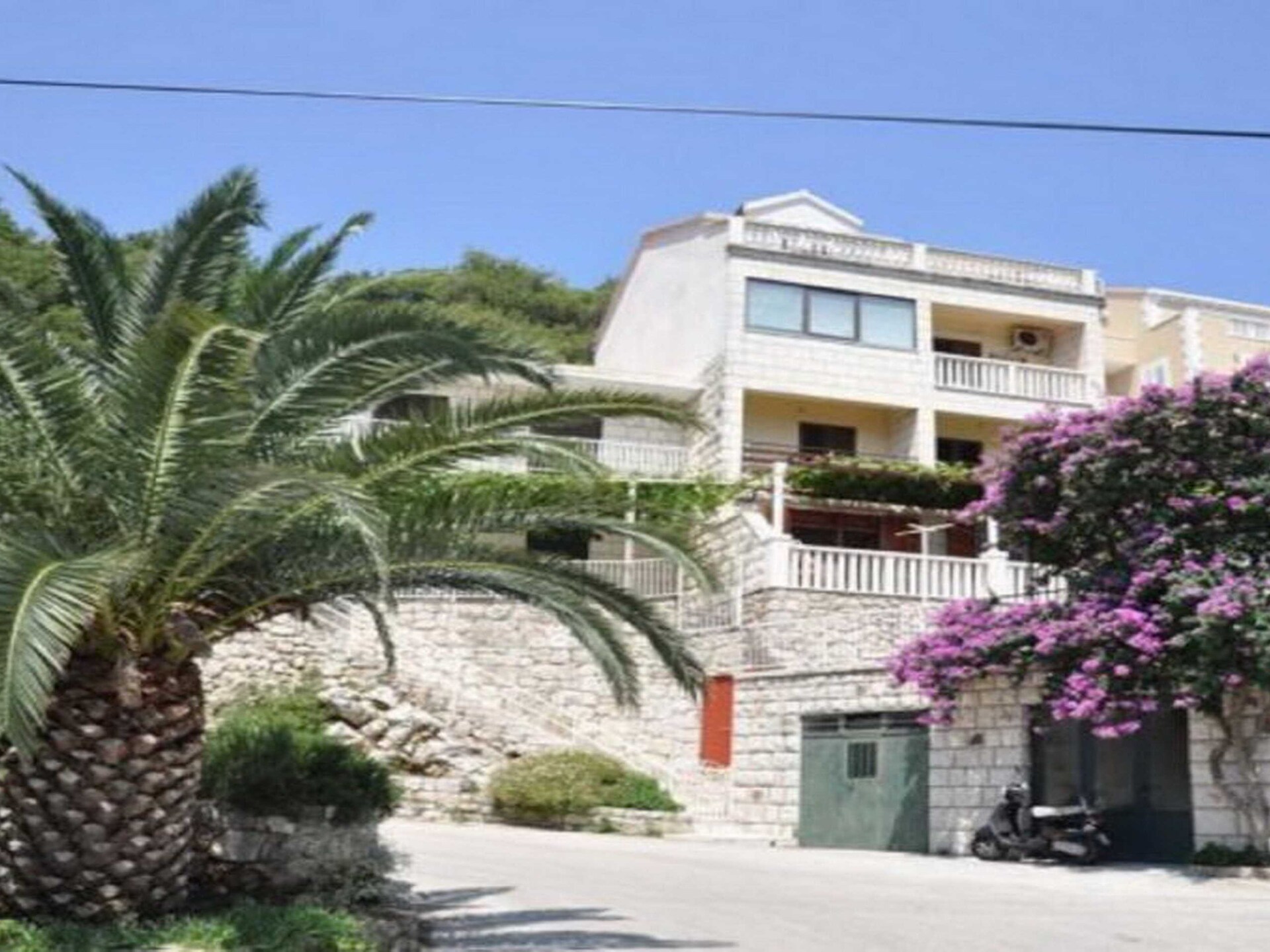 Comfortabel appartement met balkon en zeezicht, op 100 meter van het strand - foto 3